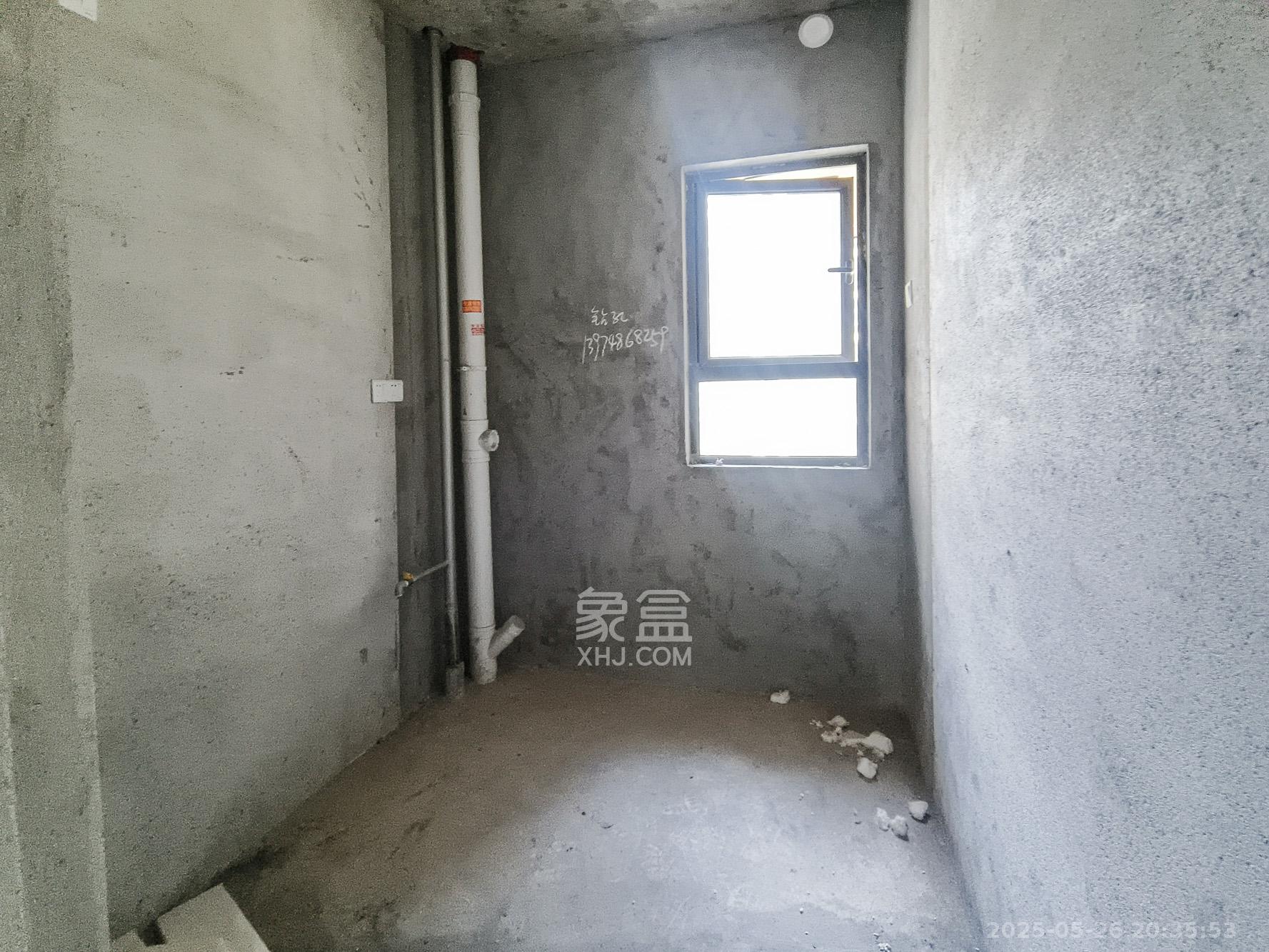 荣盛城 4室2厅2卫 81.0万 荣盛城 4室2厅2卫 81.0万厨房