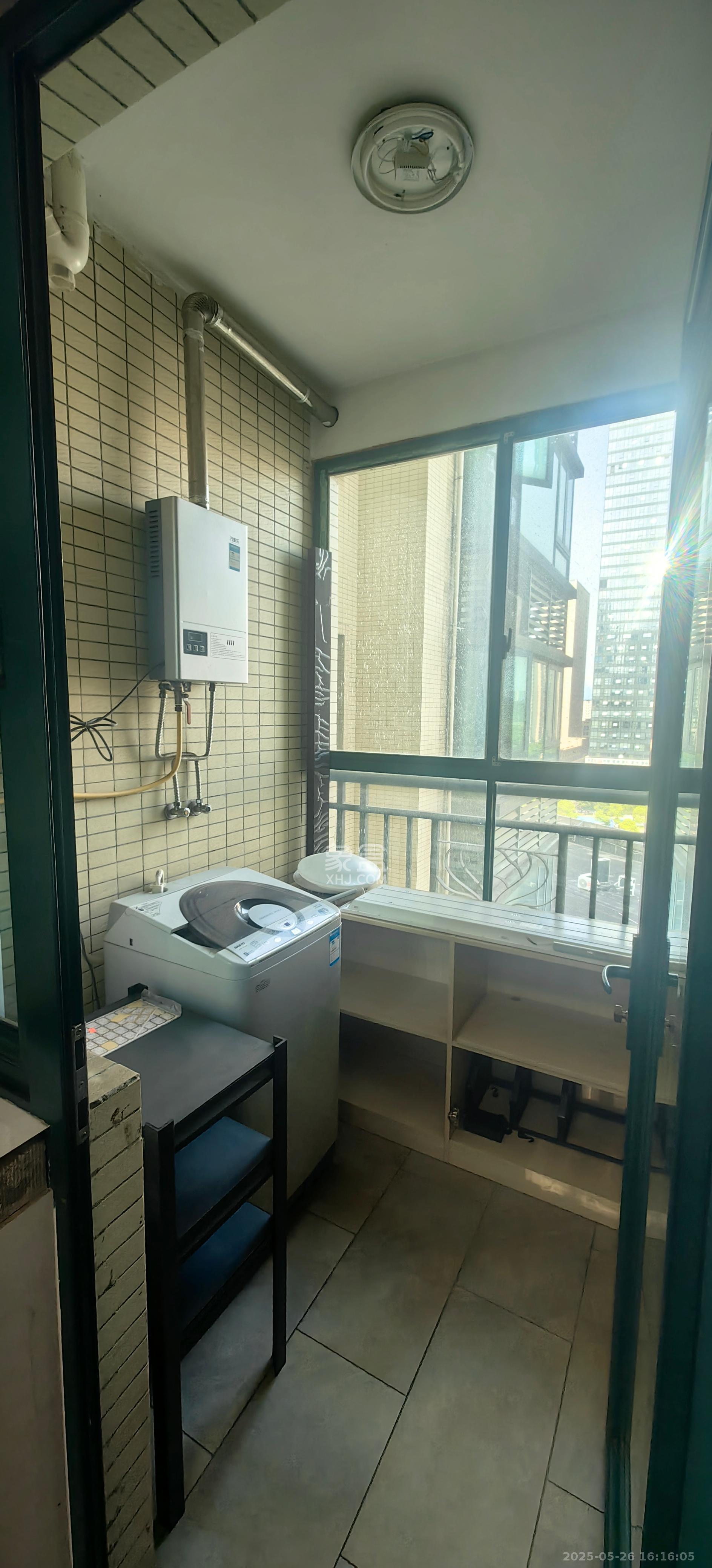 恒大华府  2室2厅1卫   2300.00元/月室内图