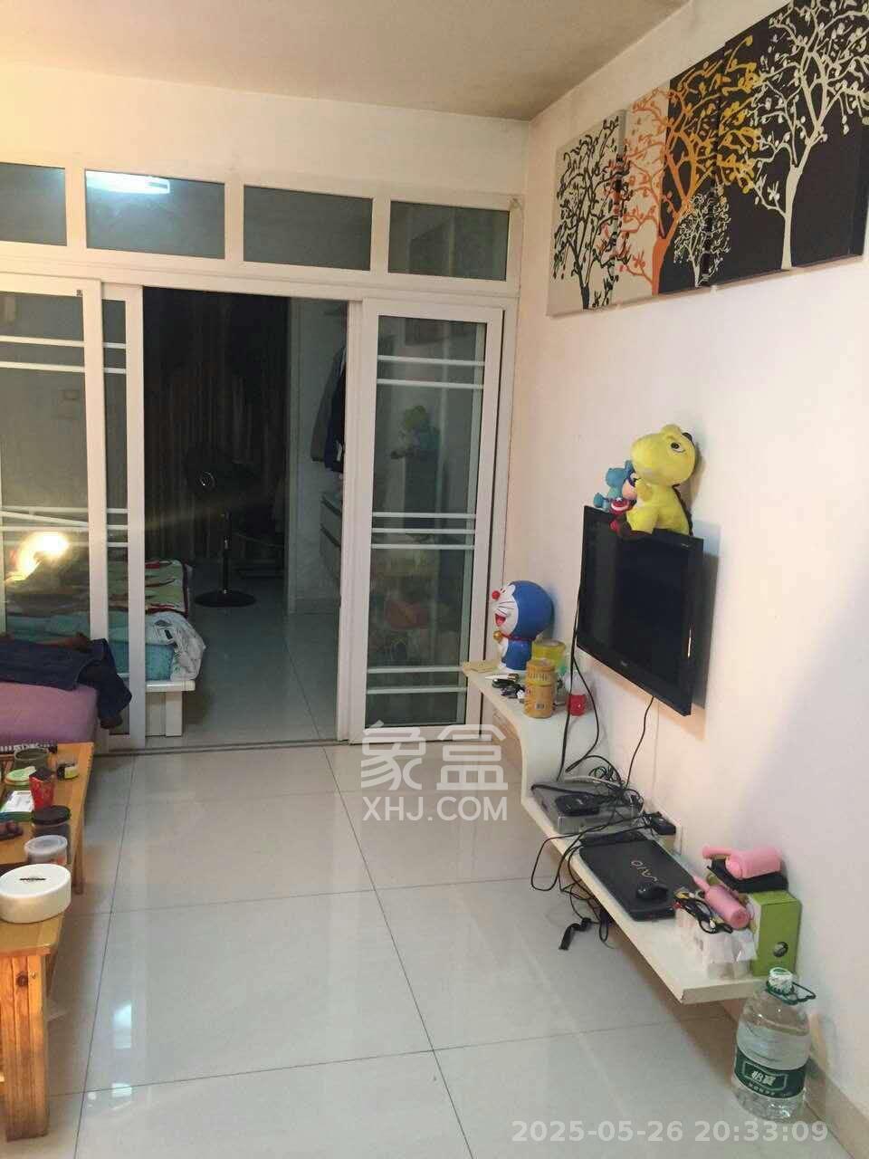 华府壹航线 1室1厅1卫 1700.0元/月 华府壹航线 1室1厅1卫 1700.0元/月室内图