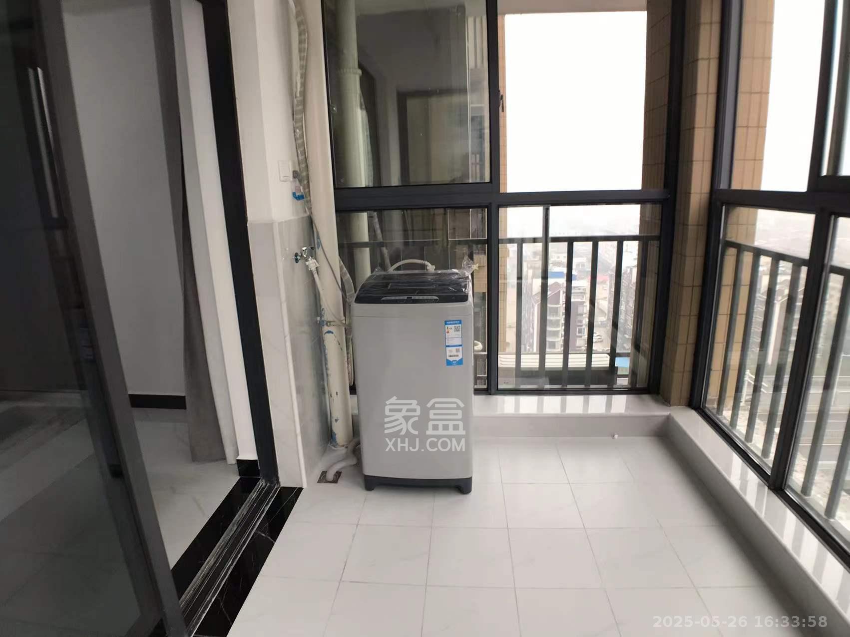 百纳广场(百纳公寓) 2室1厅1卫 2800.0元/月 百纳广场(百纳公寓) 2室1厅1卫 2800.0元/月室内图