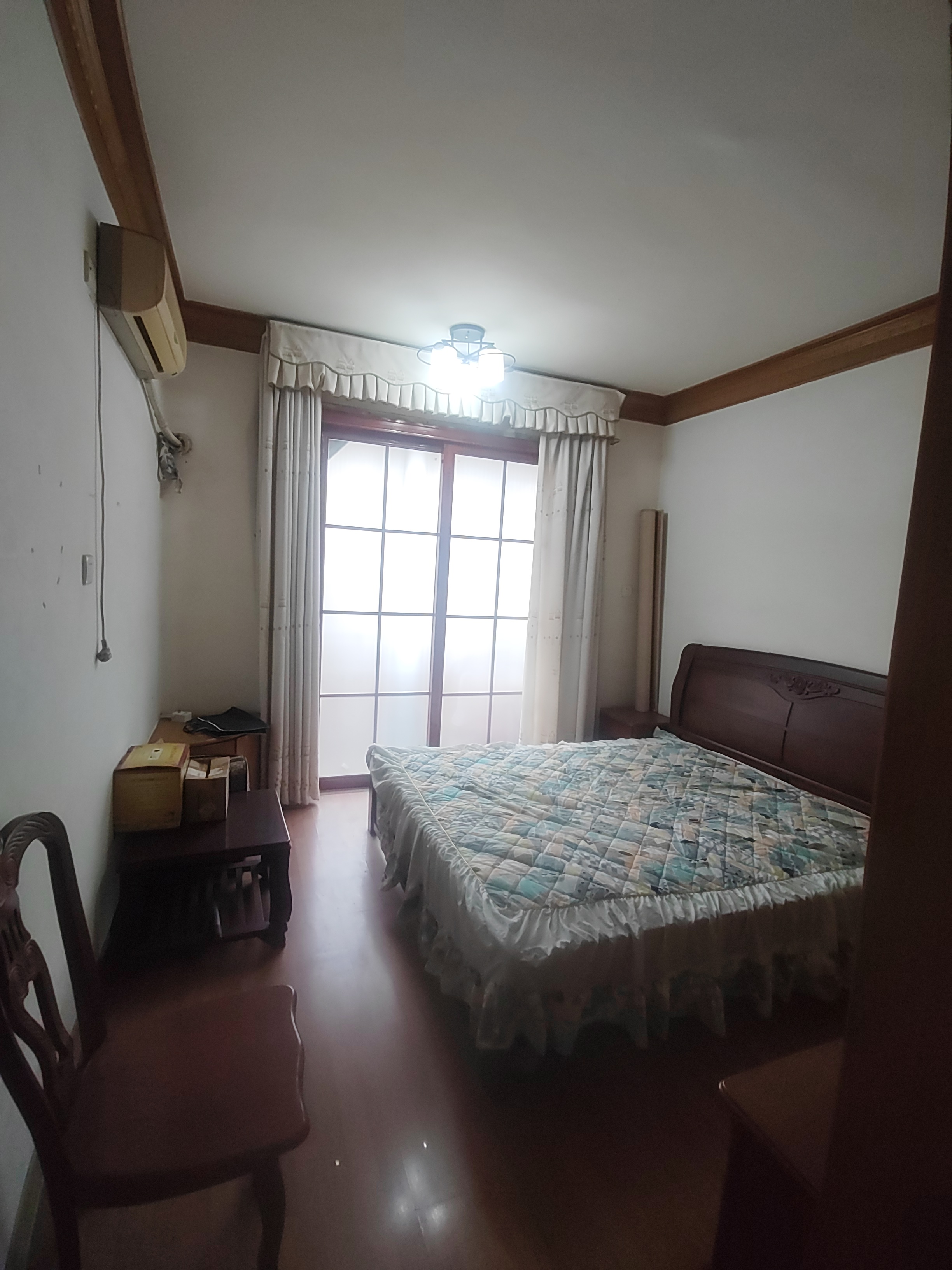 汇通国际  1室0厅0卫    1000.0元/月 汇通国际  1室0厅0卫    1000.0元/月室内图