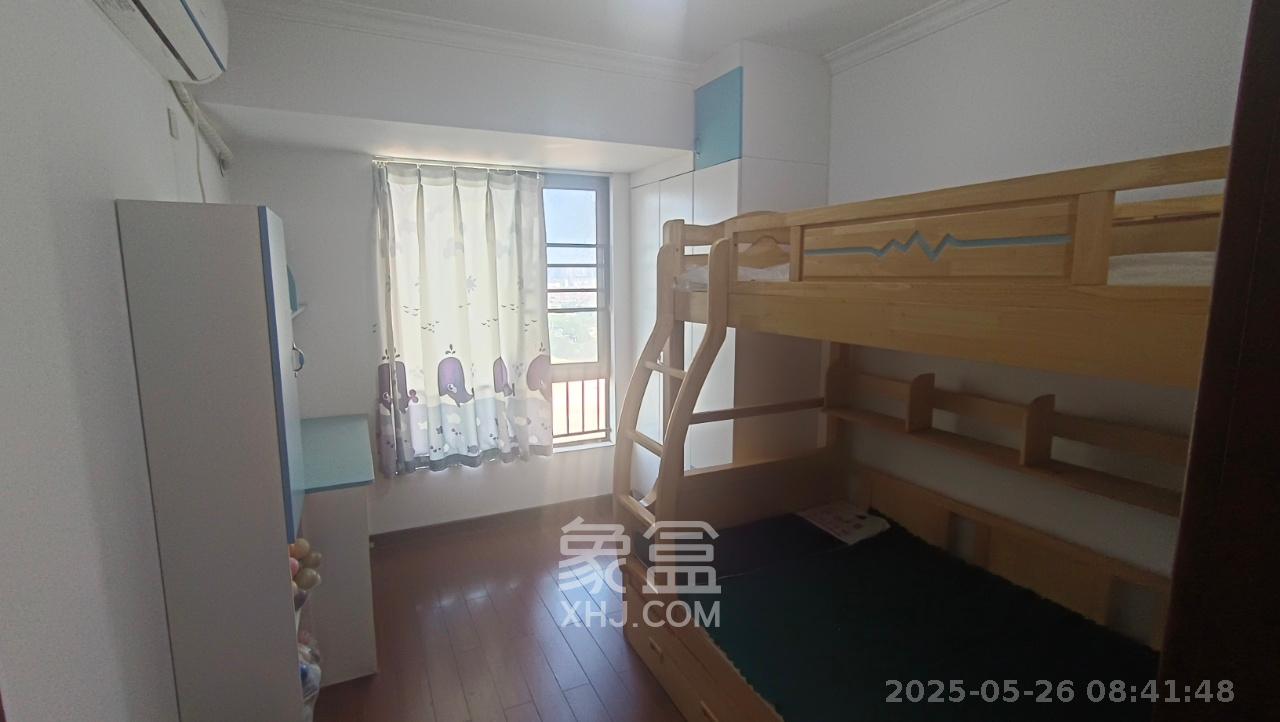 万科城市花园  3室1厅2卫    2500.0元/月室内图1