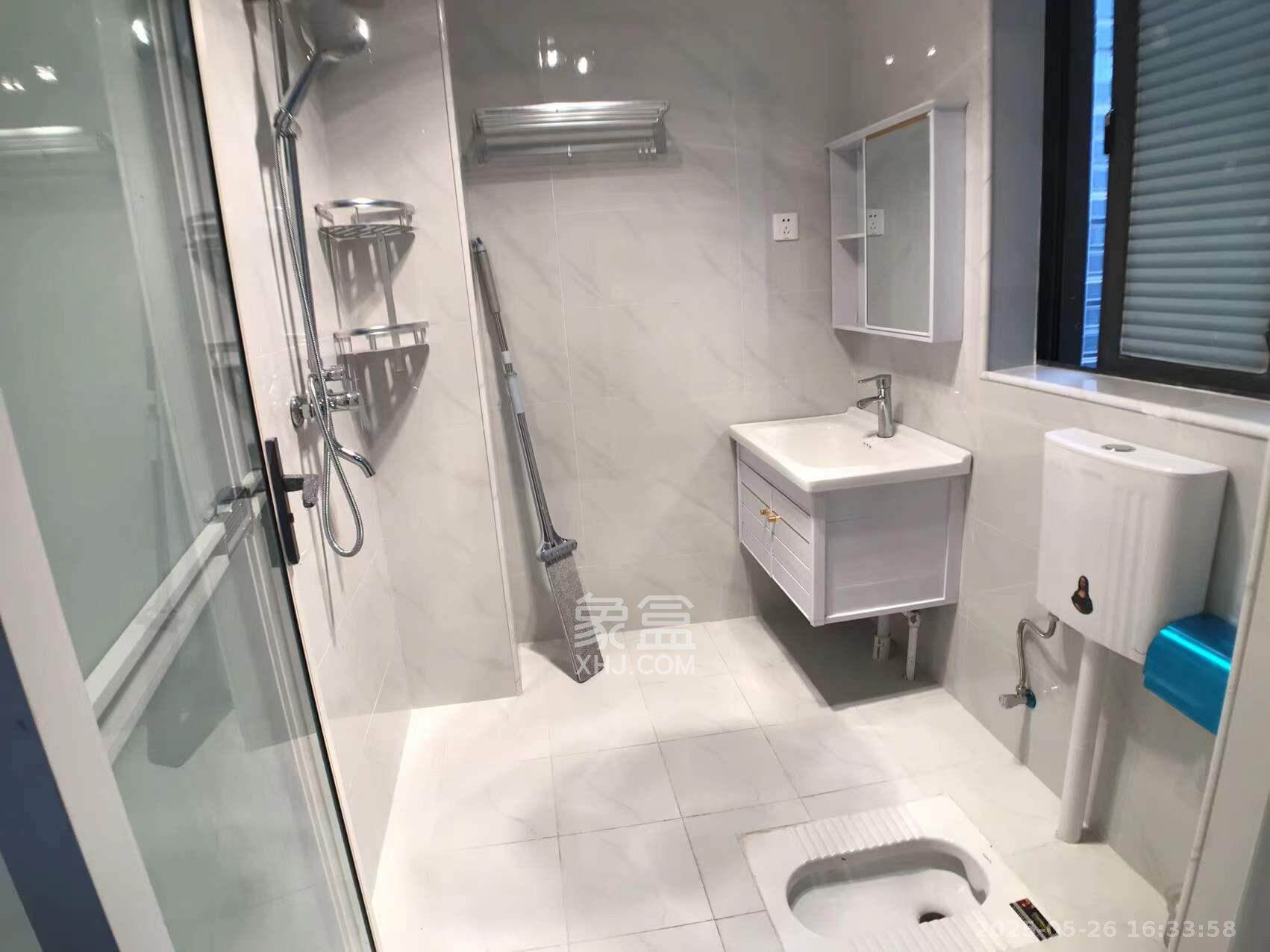 百纳广场(百纳公寓) 2室1厅1卫 2800.0元/月 百纳广场(百纳公寓) 2室1厅1卫 2800.0元/月室内图