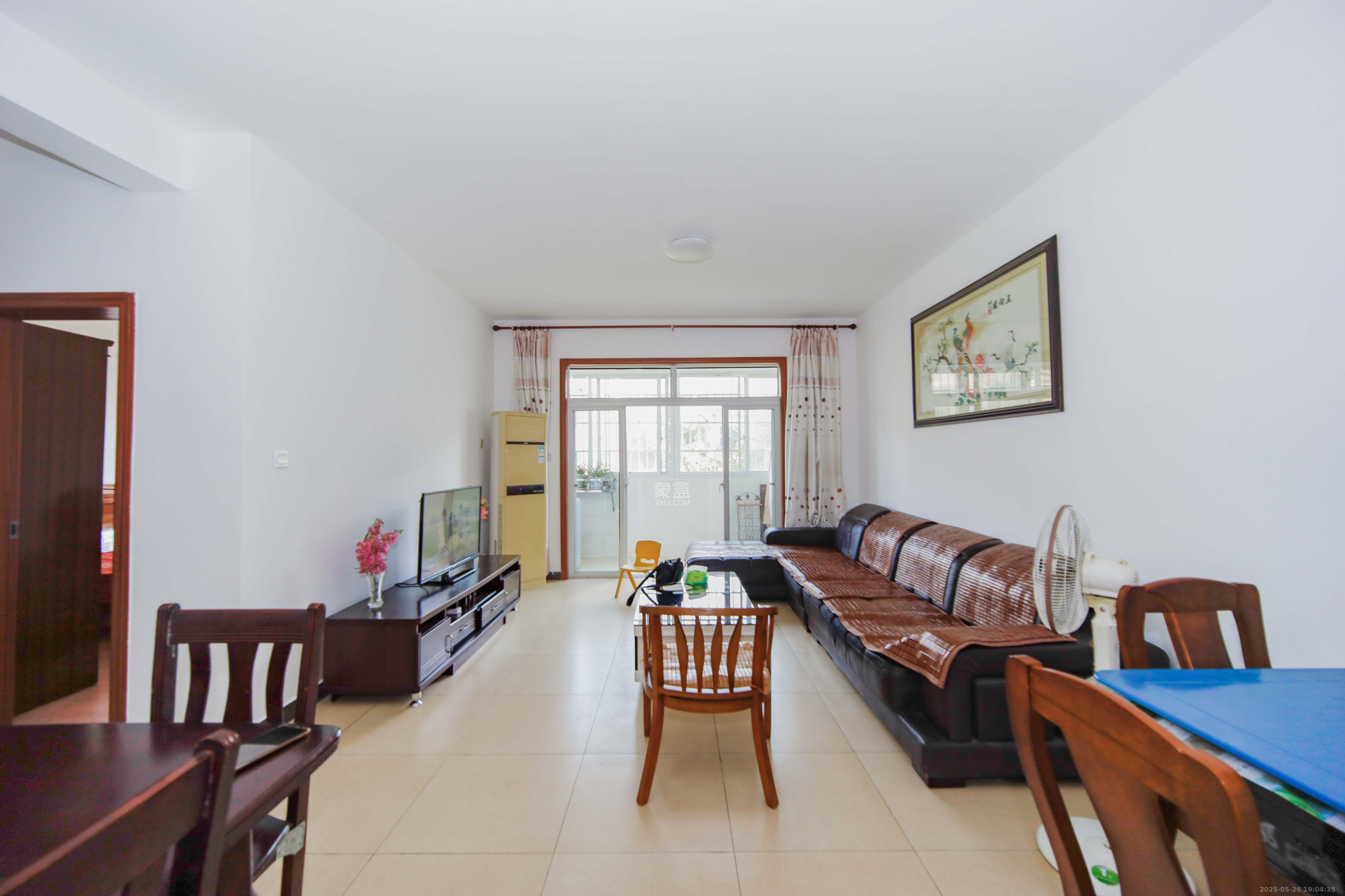 湘樟园小区(湘樟家园)  3室2厅1卫    65.5万 湘樟园小区(湘樟家园)  3室2厅1卫    65.5万客厅