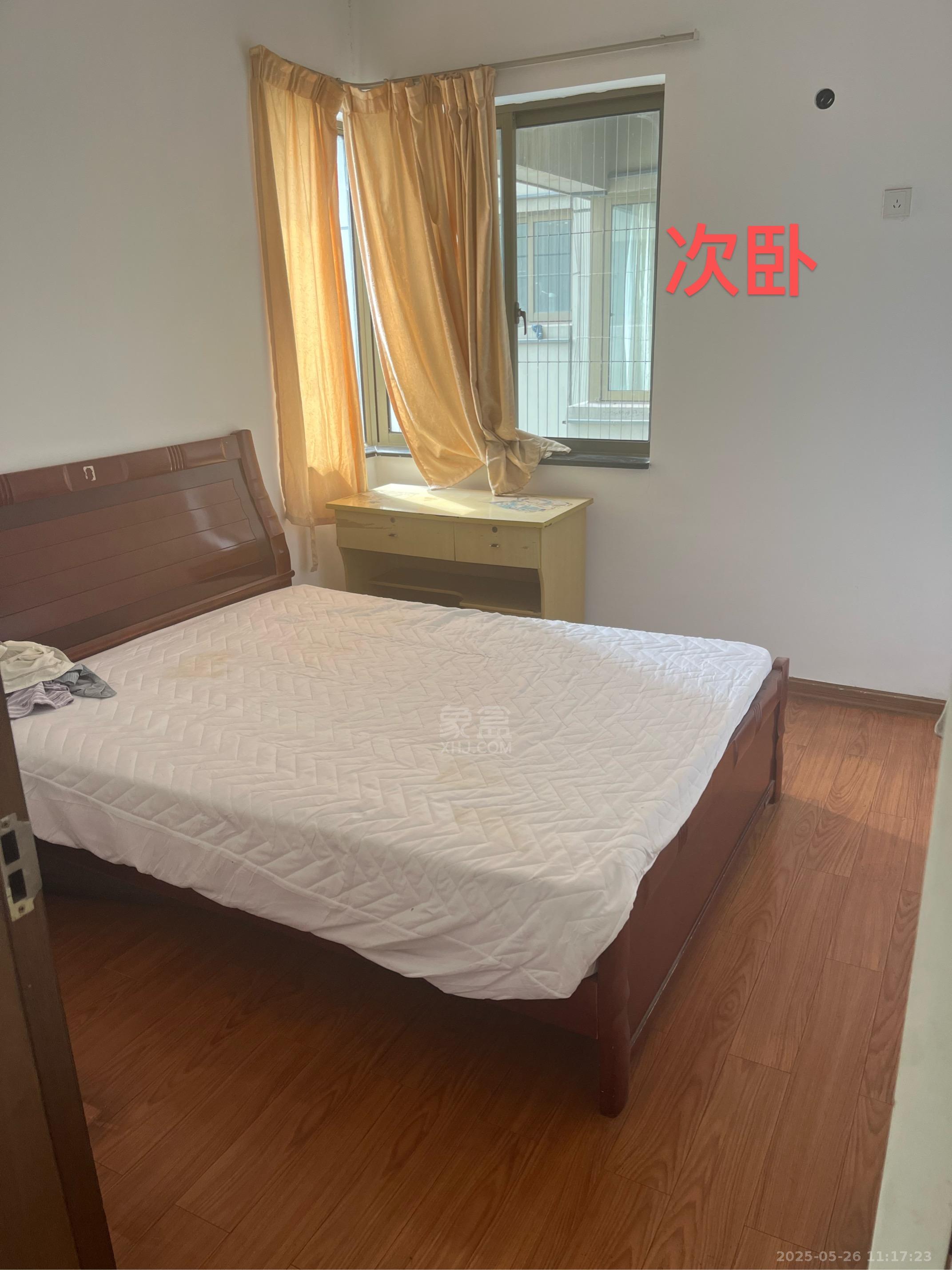 时尚新天地(平和堂) 3室2厅2卫 2200.0元/月 时尚新天地(平和堂) 3室2厅2卫 2200.0元/月室内图