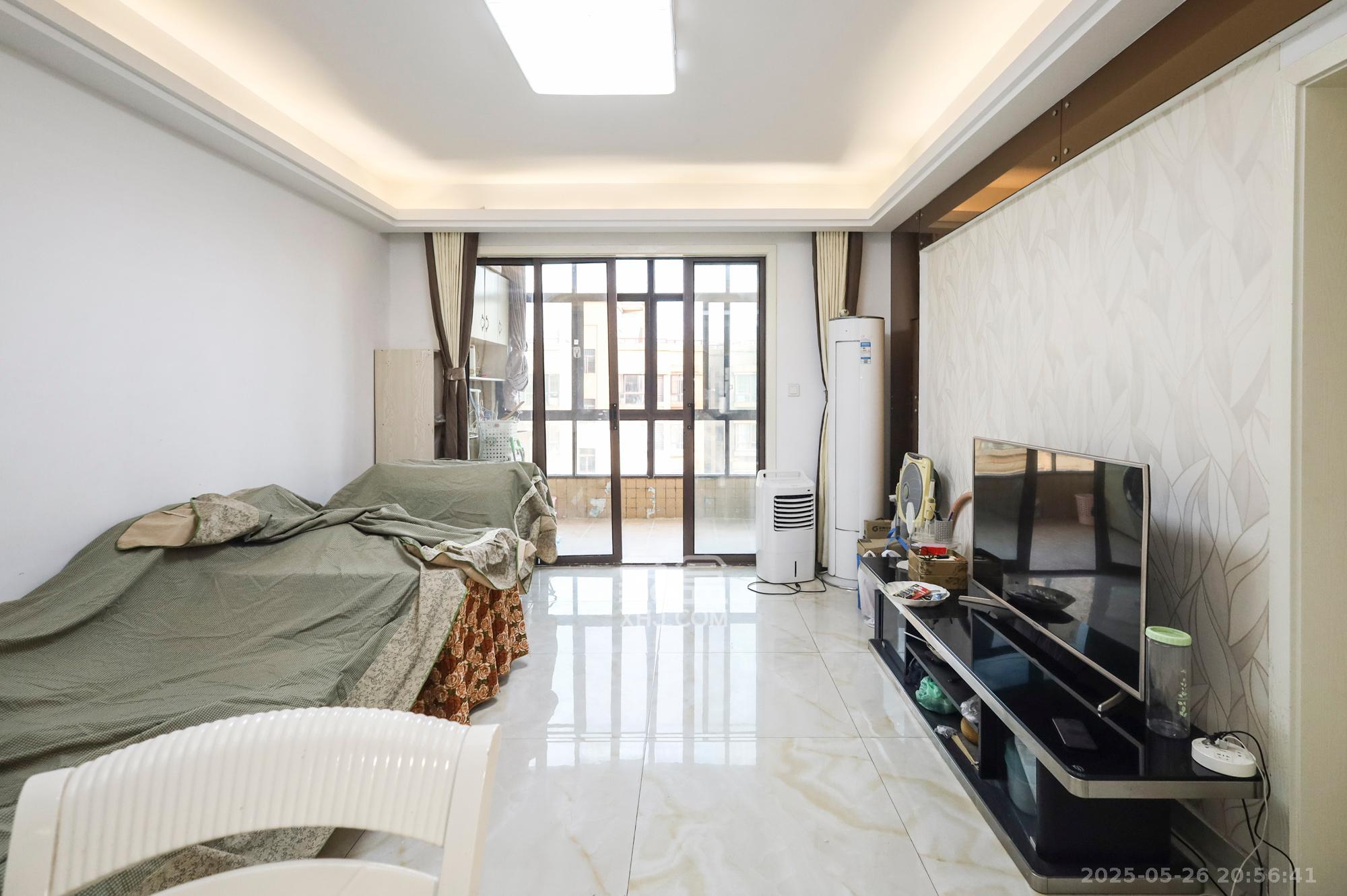 山语城二期 3室2厅1卫 63.0万 山语城二期 3室2厅1卫 63.0万客厅