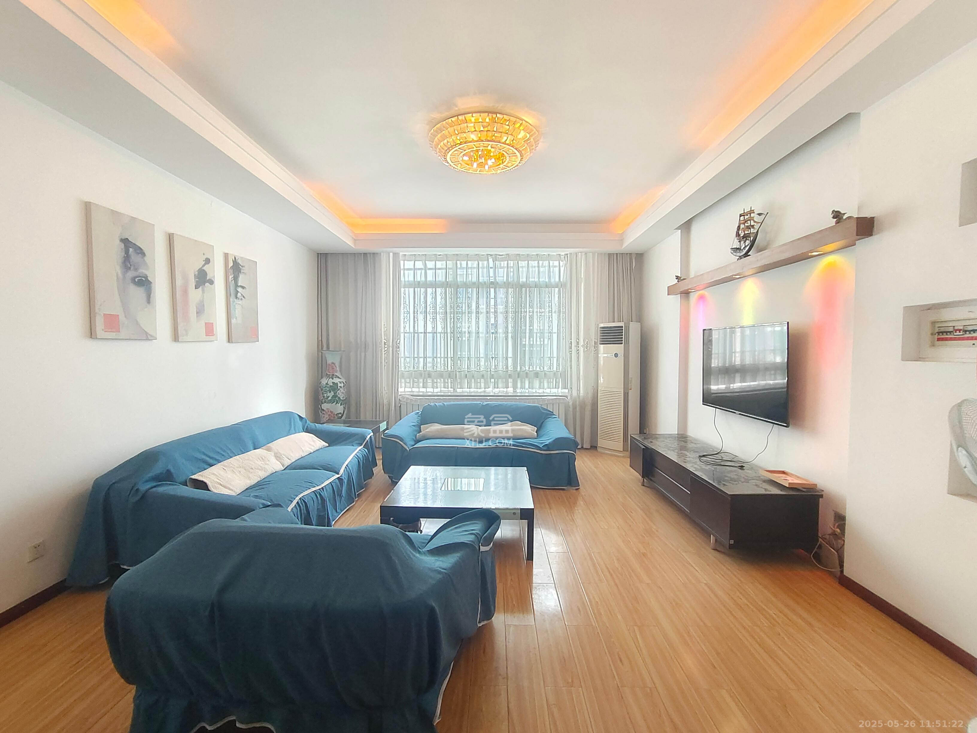 朝阳欣园 3室1厅2卫 3600.0元/月 朝阳欣园 3室1厅2卫 3600.0元/月室内图