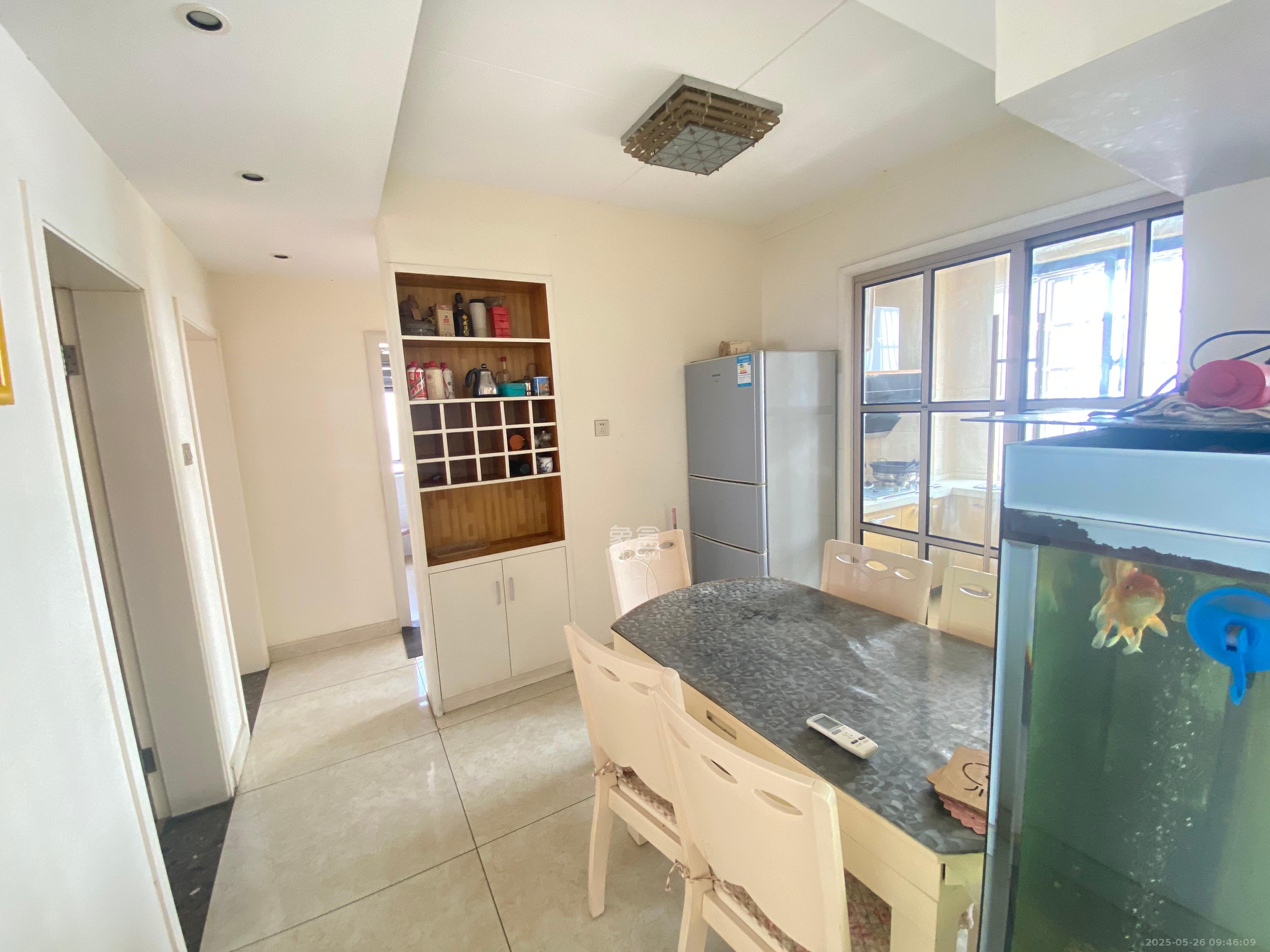 阳光锦城 3室2厅1卫 3100.0元/月 阳光锦城 3室2厅1卫 3100.0元/月室内图