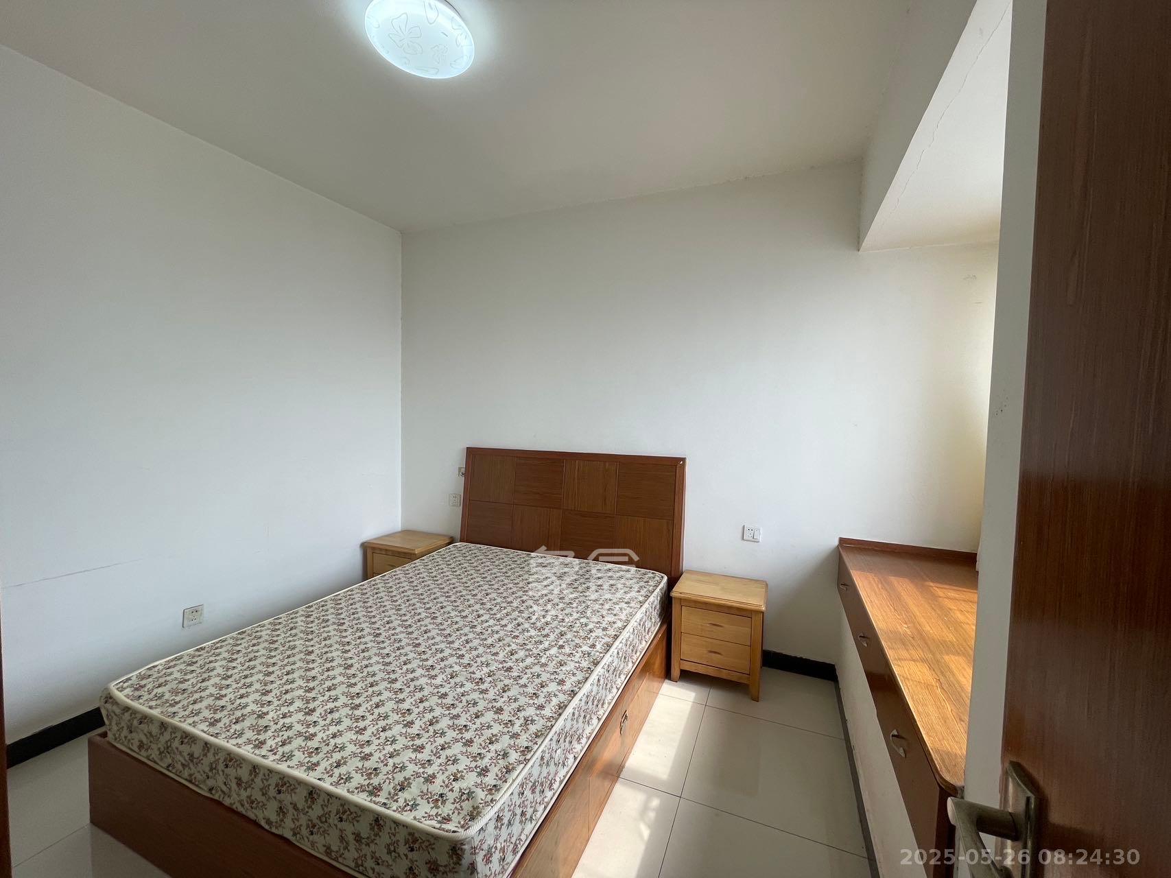 兰亭峰景  1室1厅1卫   1600.00元/月室内图