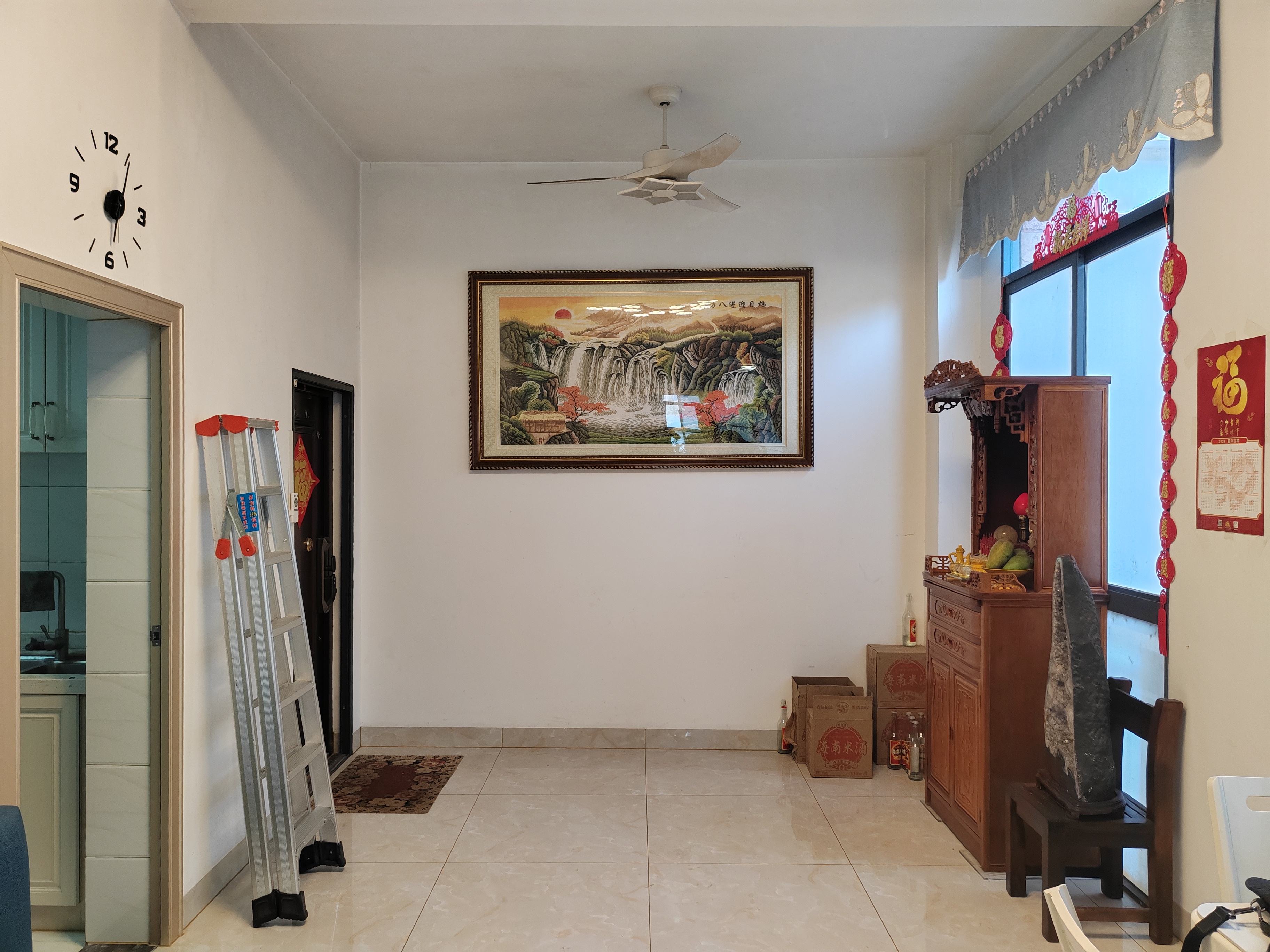 兆南和园 3室1厅2卫 145.0万 兆南和园 3室1厅2卫 145.0万客厅