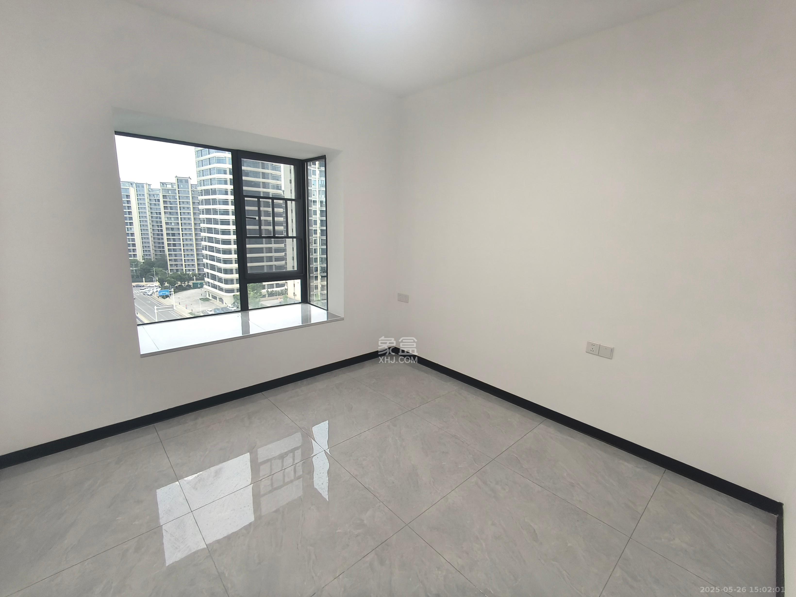 惟智园安置小区 4室2厅2卫 2700.0元/月 惟智园安置小区 4室2厅2卫 2700.0元/月室内图