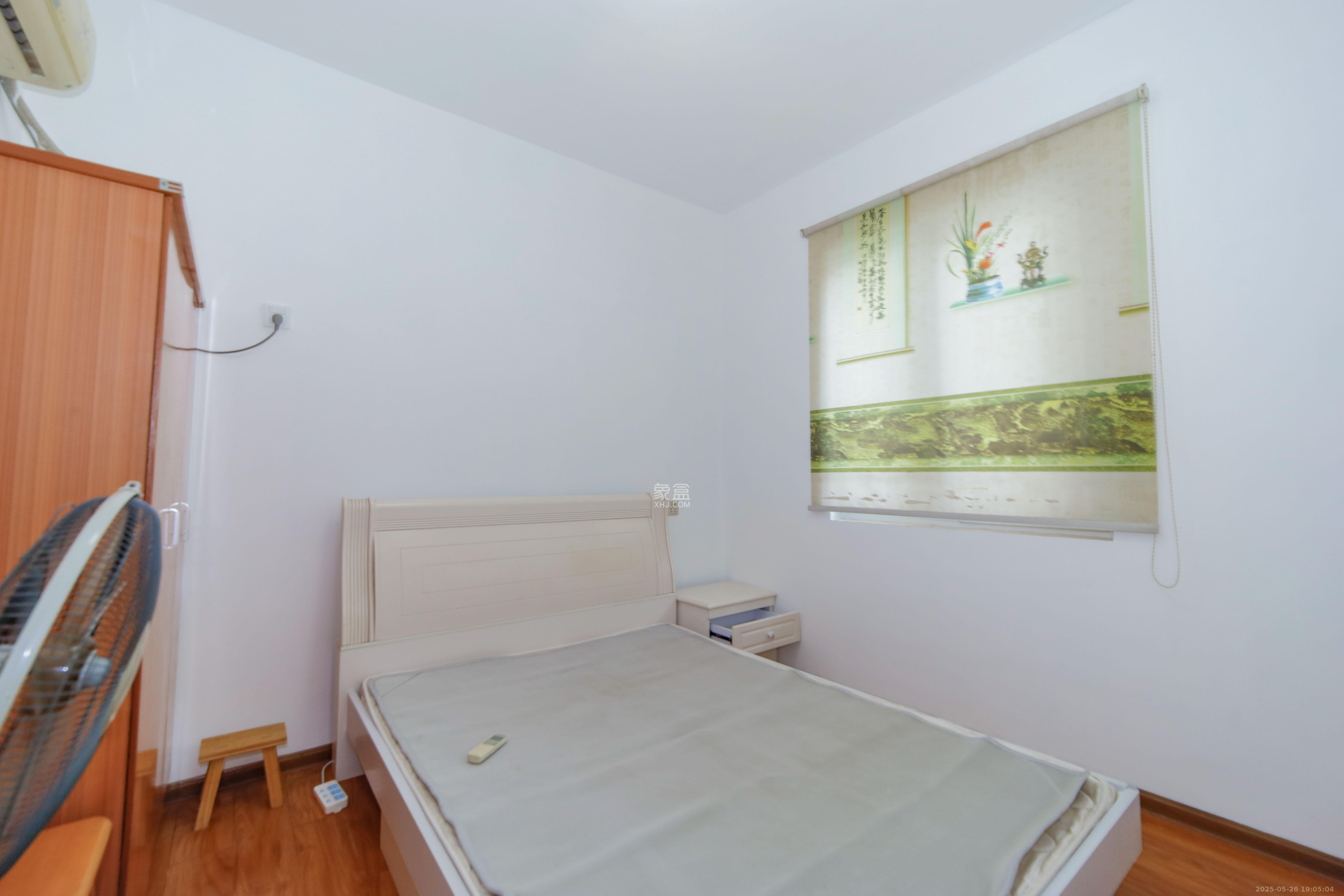 湘樟园小区(湘樟家园)  3室2厅1卫    65.5万 湘樟园小区(湘樟家园)  3室2厅1卫    65.5万卧室