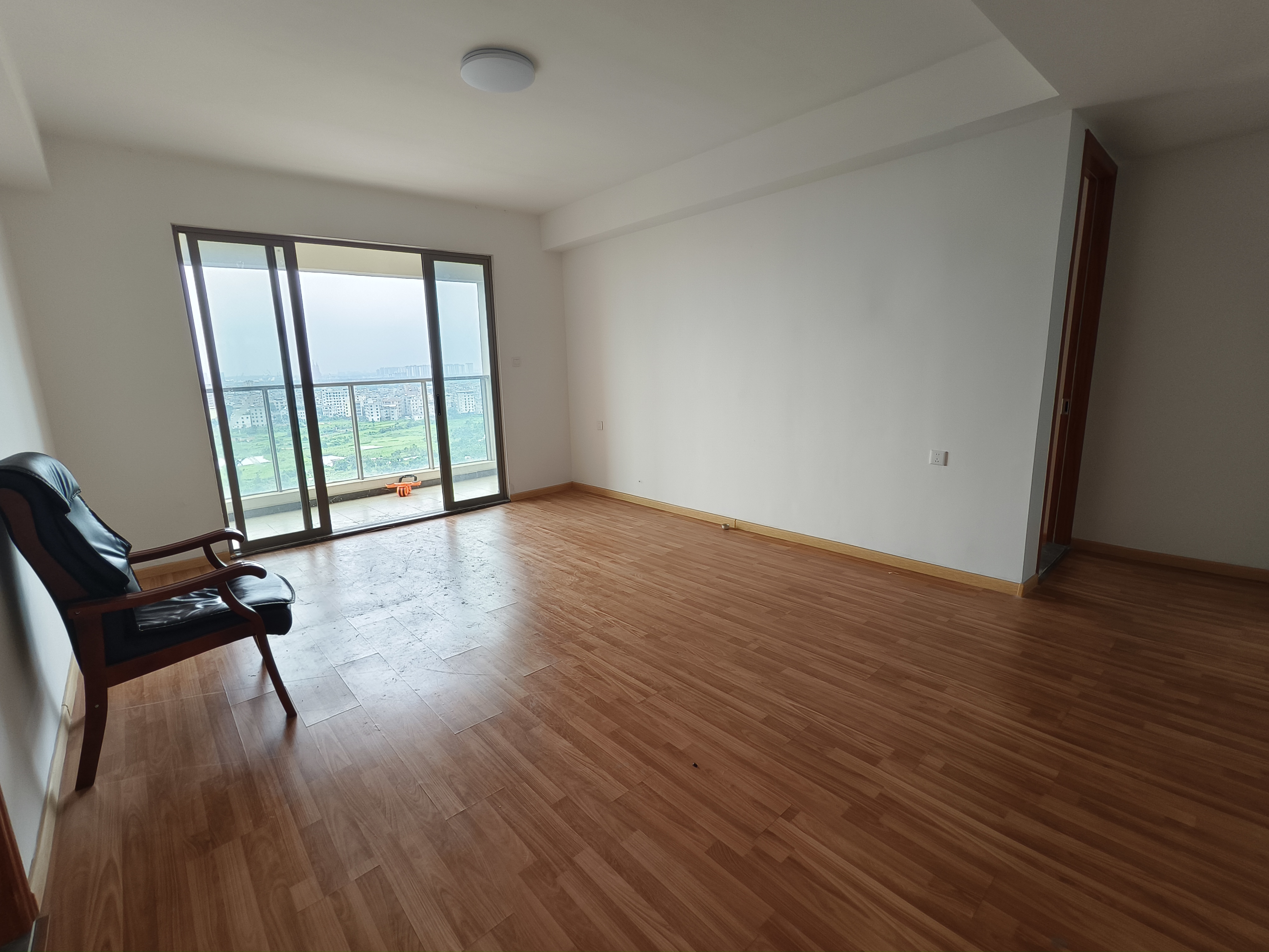 北辰府  3室2厅2卫   1500.00元/月室内图1