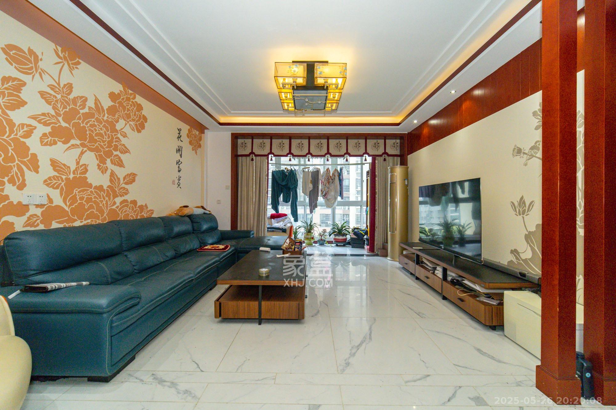 楚天世纪城东苑  3室2厅2卫    88.0万 楚天世纪城东苑  3室2厅2卫    88.0万客厅