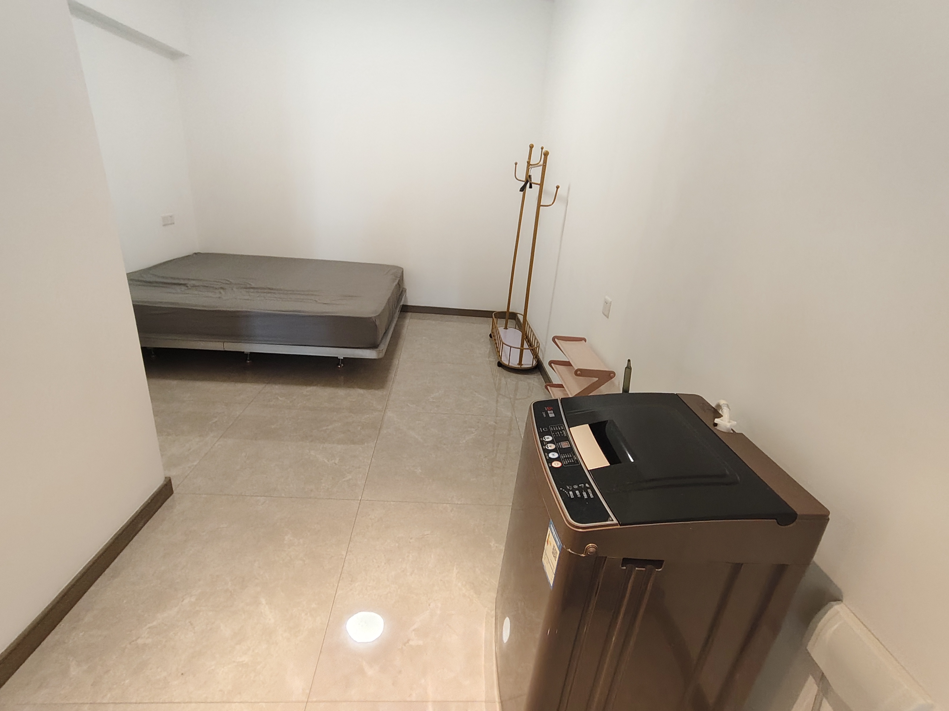 龙湖光年  2室0厅1卫   2000.00元/月室内图