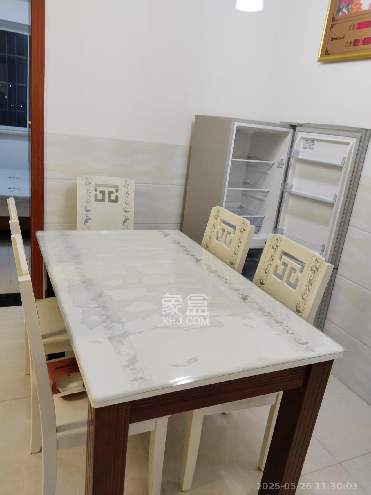 洋湖和园(福联嘉苑) 2室2厅1卫 2200.0元/月 洋湖和园(福联嘉苑) 2室2厅1卫 2200.0元/月室内图