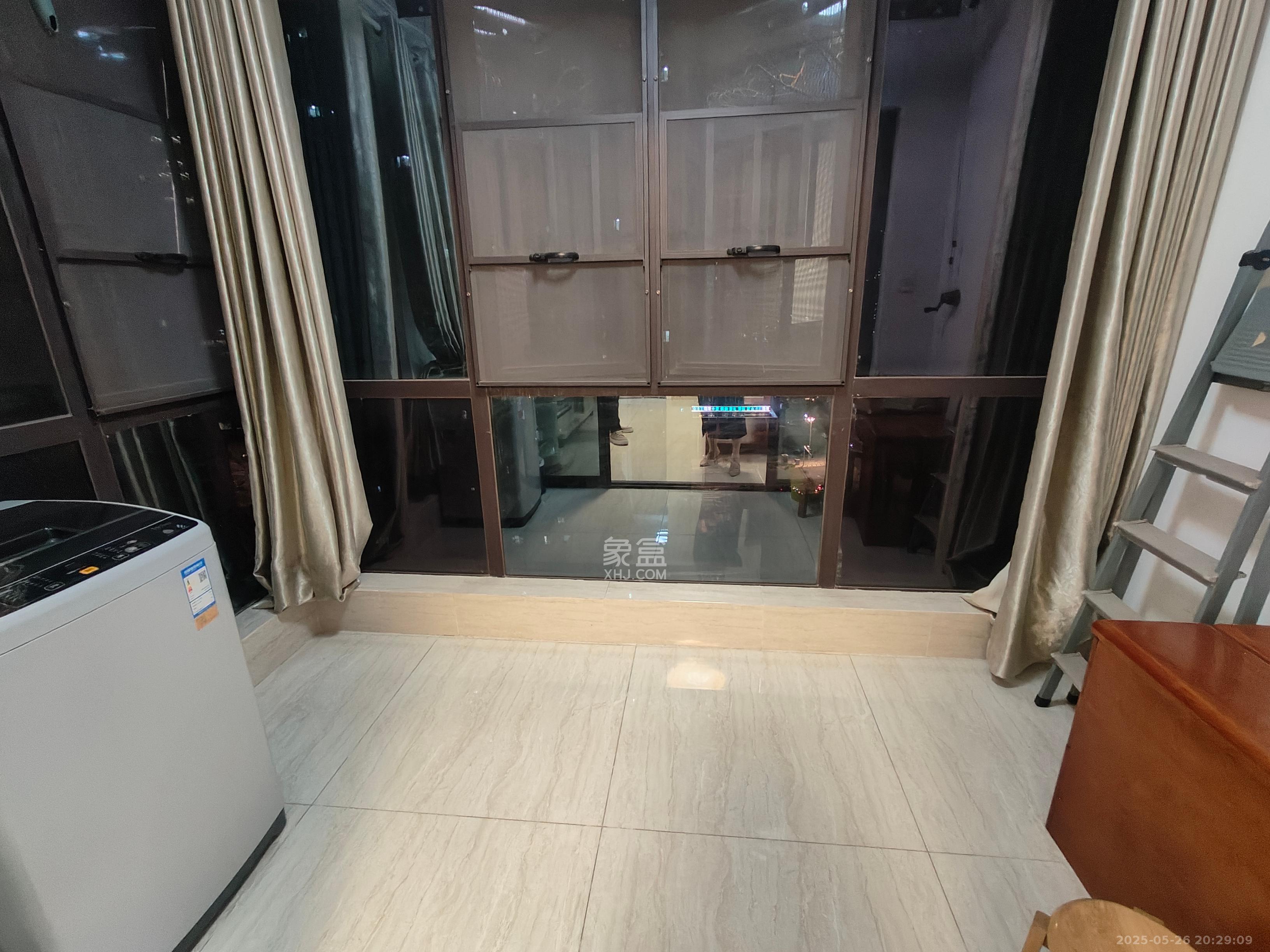 保利西海岸B区  3室2厅1卫   3200.00元/月室内图