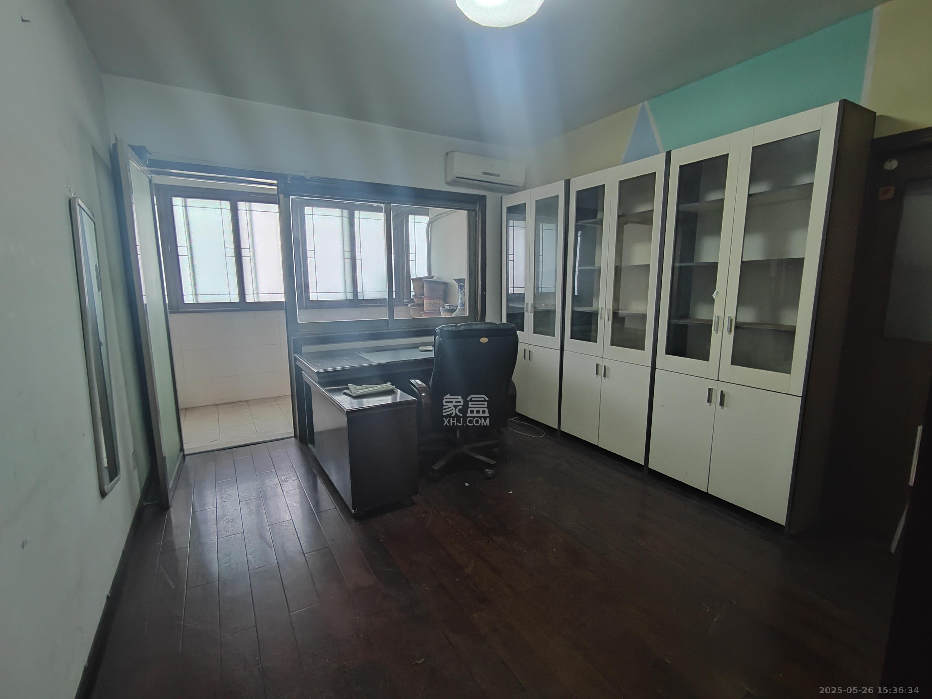 省机械工业学院（湖南工业职业学院雨花校区）  4室2厅2卫   2600.00元/月室内图