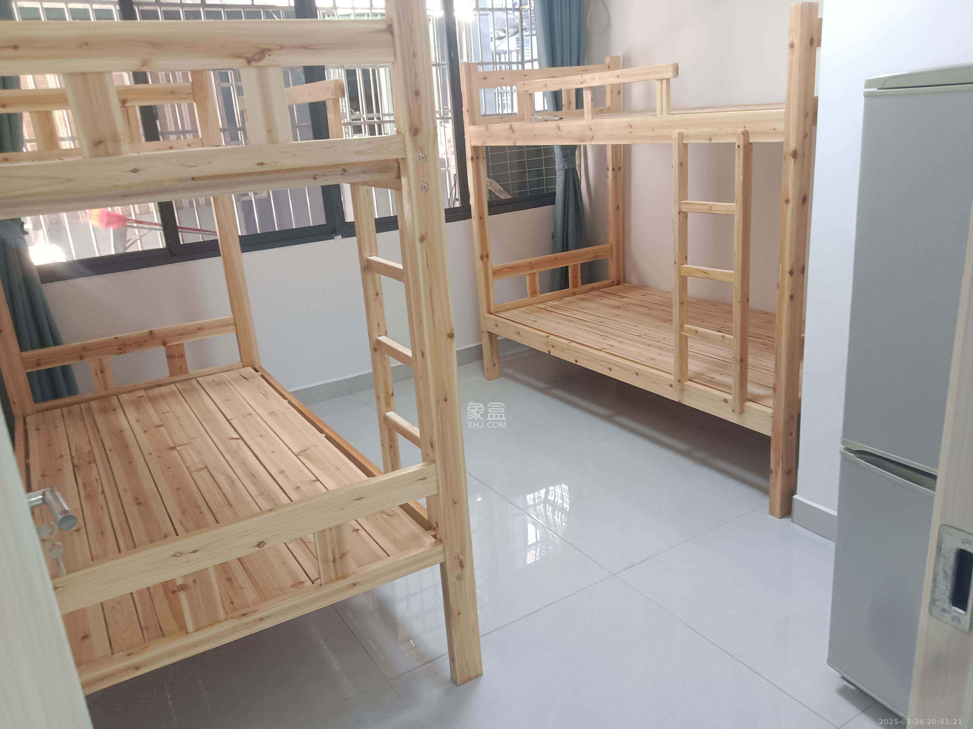 三兴公寓（三兴小区）  3室2厅1卫   2800.00元/月