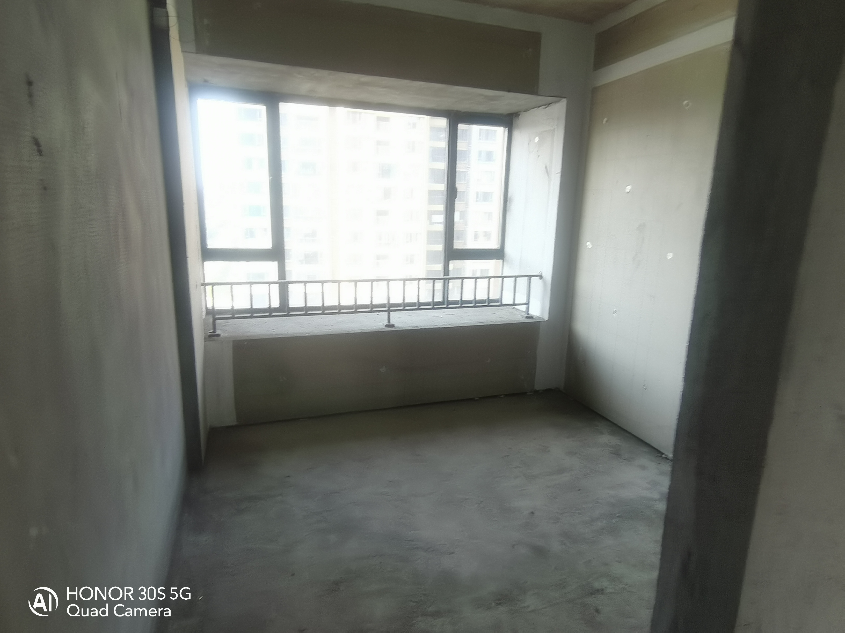 宁邦中心(二期公园里) 4室2厅2卫 95.0万 宁邦中心(二期公园里) 4室2厅2卫 95.0万室内图