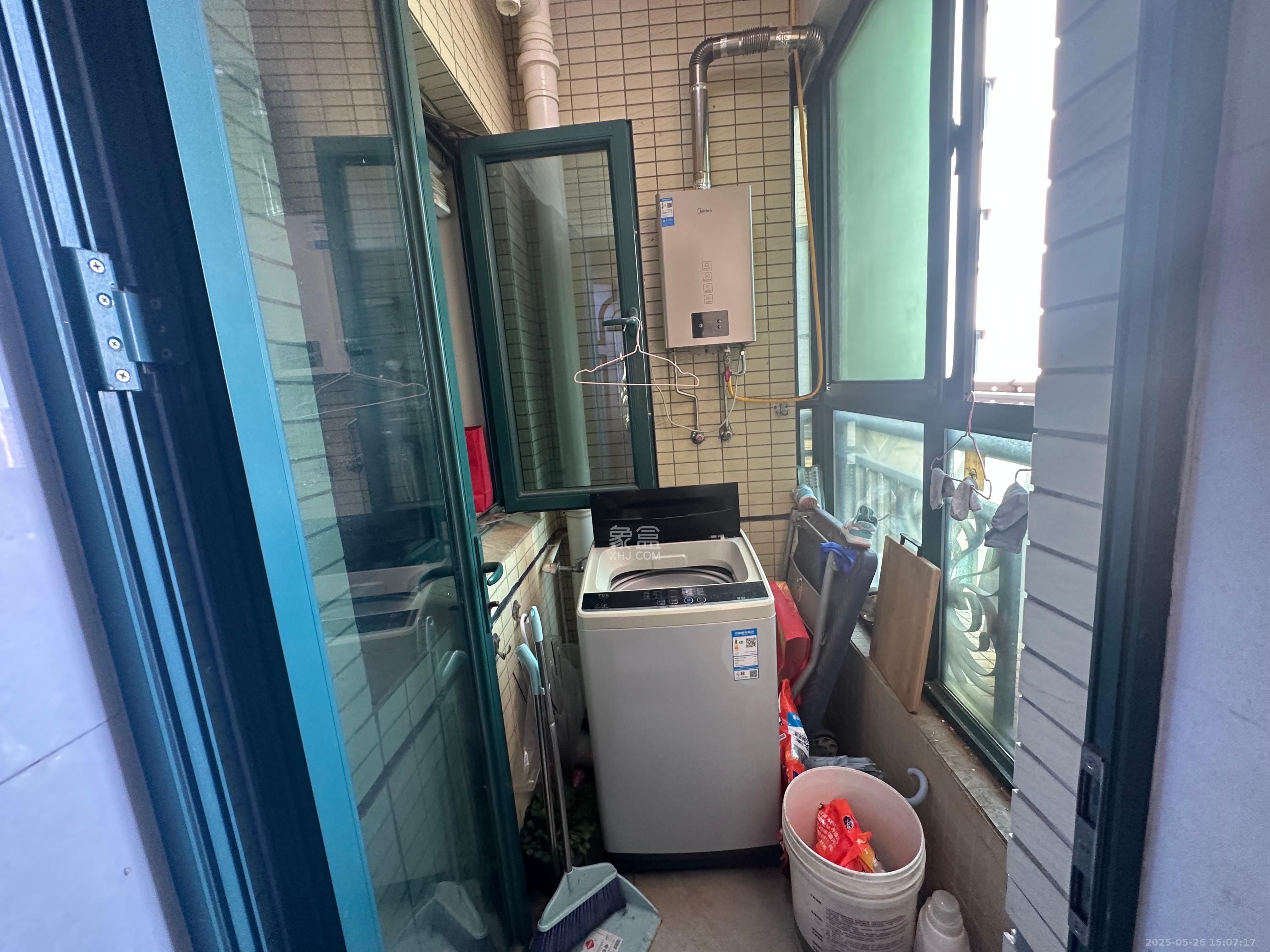 恒大华府  3室2厅1卫   2700.00元/月室内图