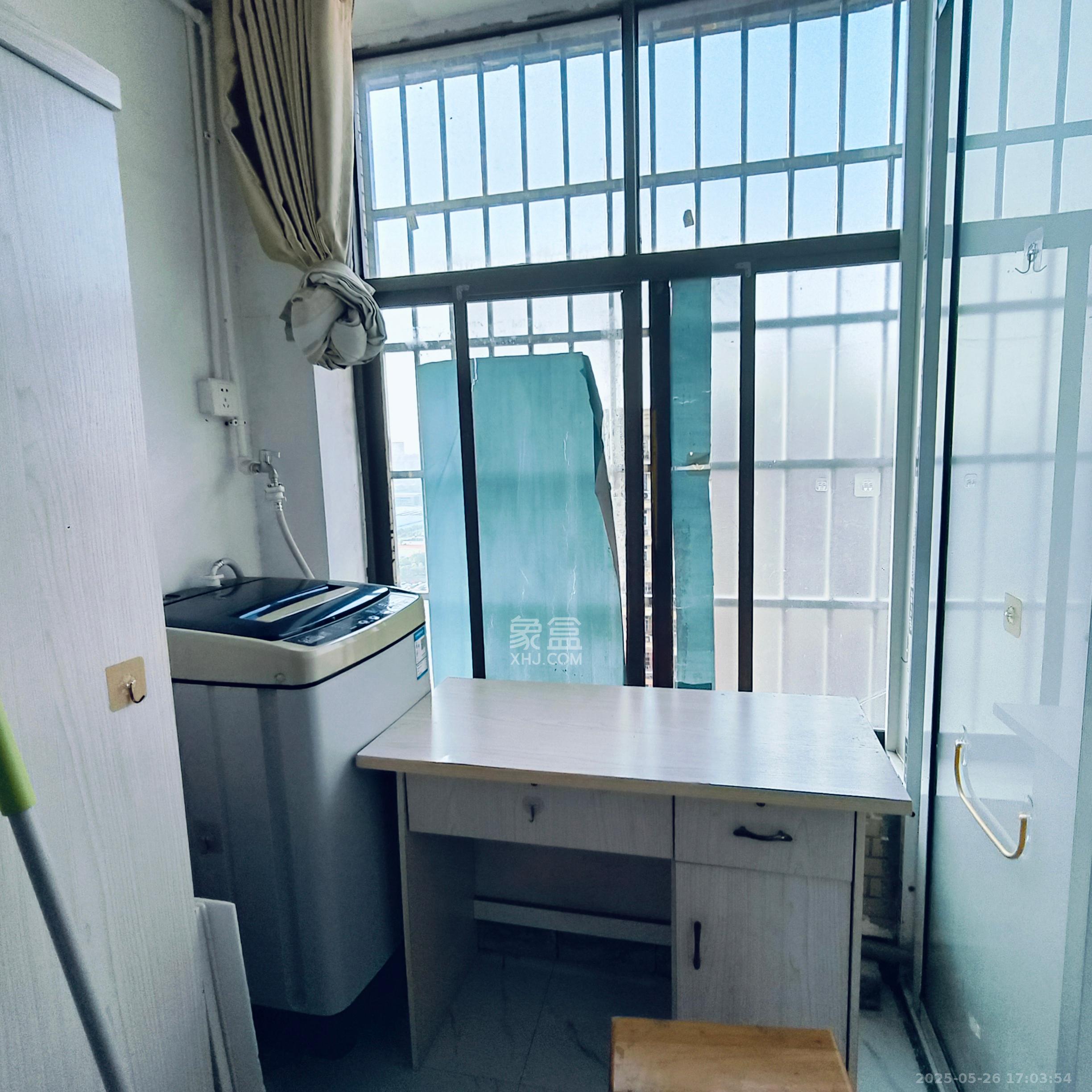 新蕾品阁居  1室1厅1卫   700.00元/月室内图