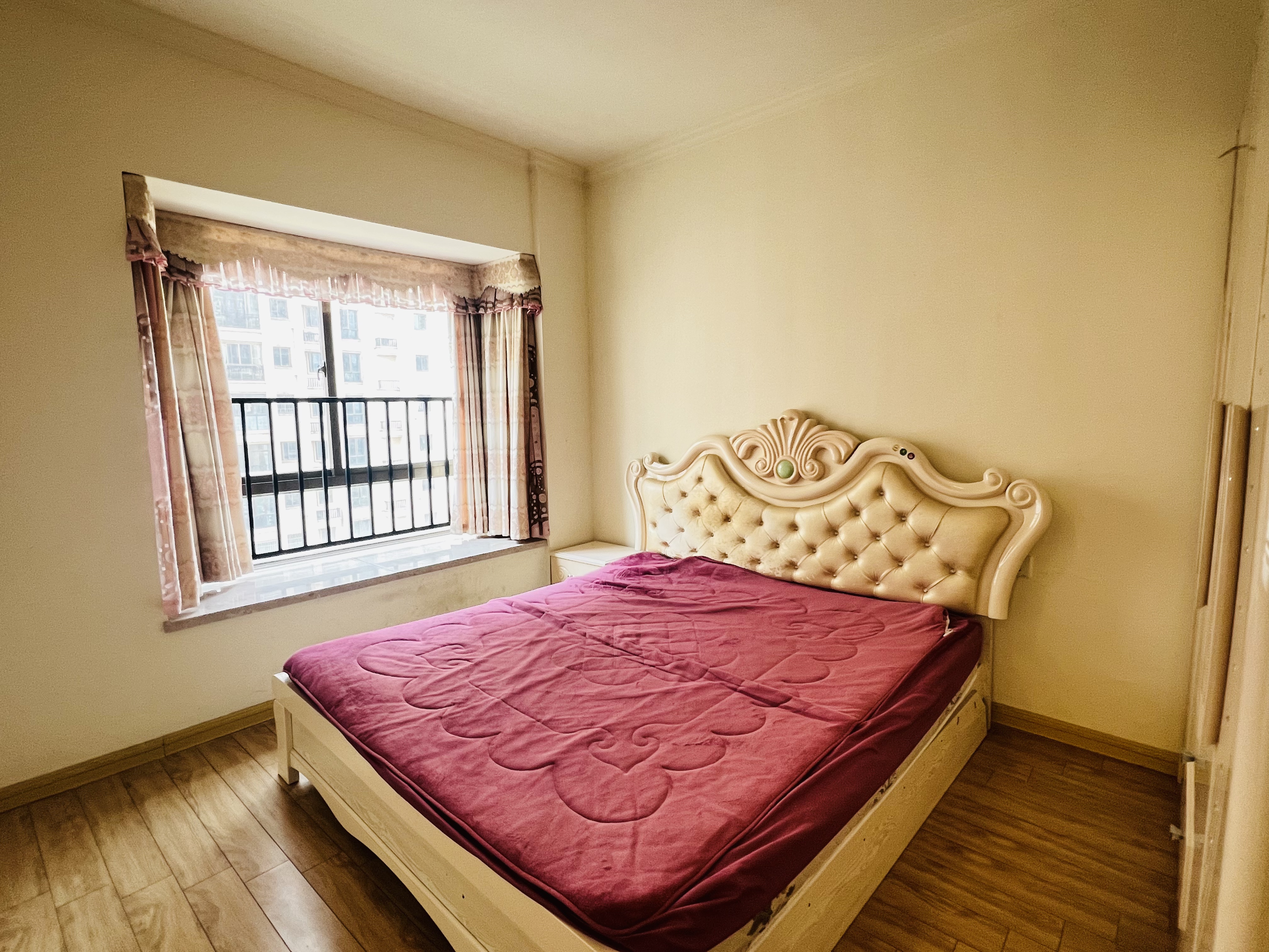 碧桂园 3室2厅1卫 1500.0元/月 碧桂园 3室2厅1卫 1500.0元/月室内图