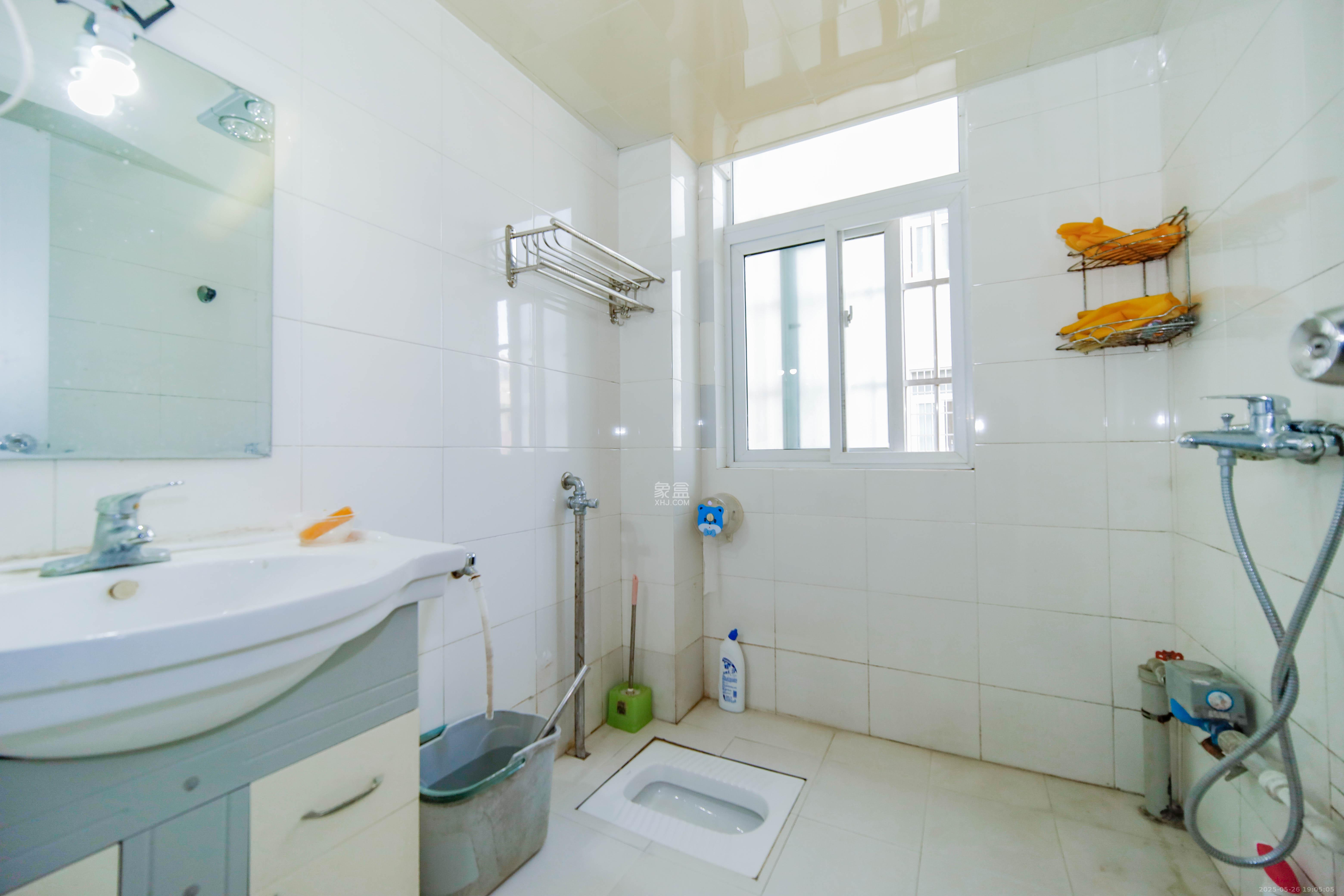 湘樟园小区(湘樟家园)  3室2厅1卫    65.5万 湘樟园小区(湘樟家园)  3室2厅1卫    65.5万卫生间