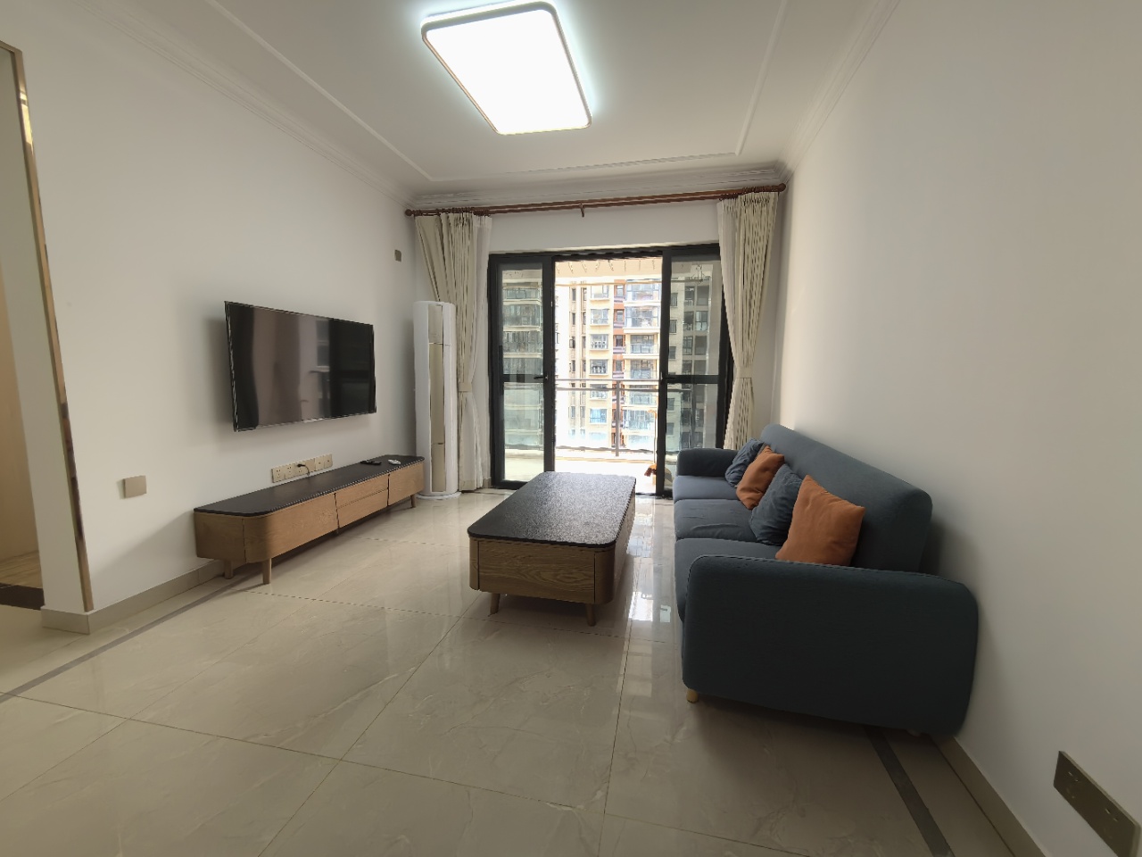 伊泰天骄二期 2室2厅1卫 136.0万 伊泰天骄二期 2室2厅1卫 136.0万户型图