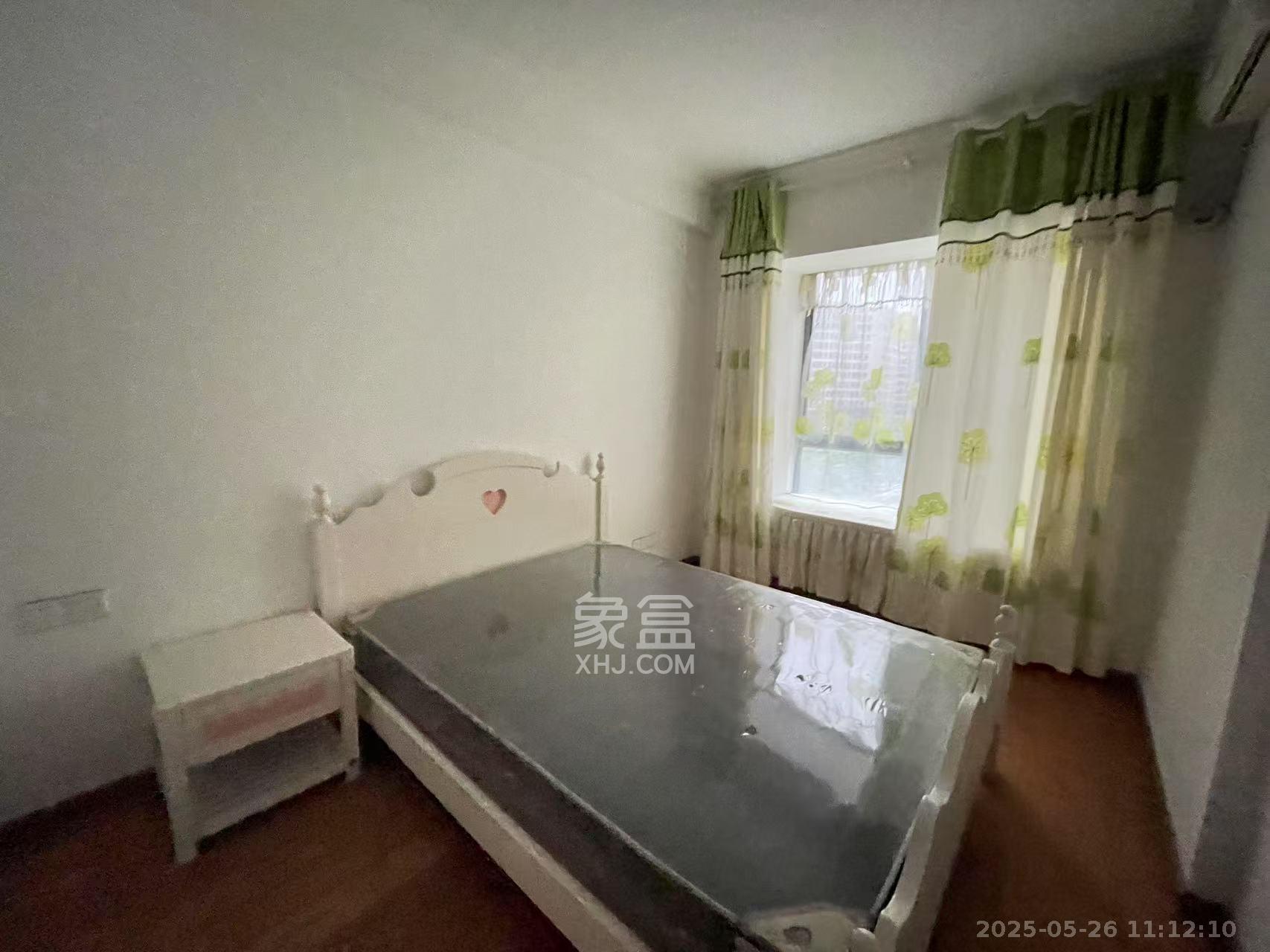 夏威夷碧水春城（碧桂园城市花园）  3室2厅2卫   2400.00元/月室内图