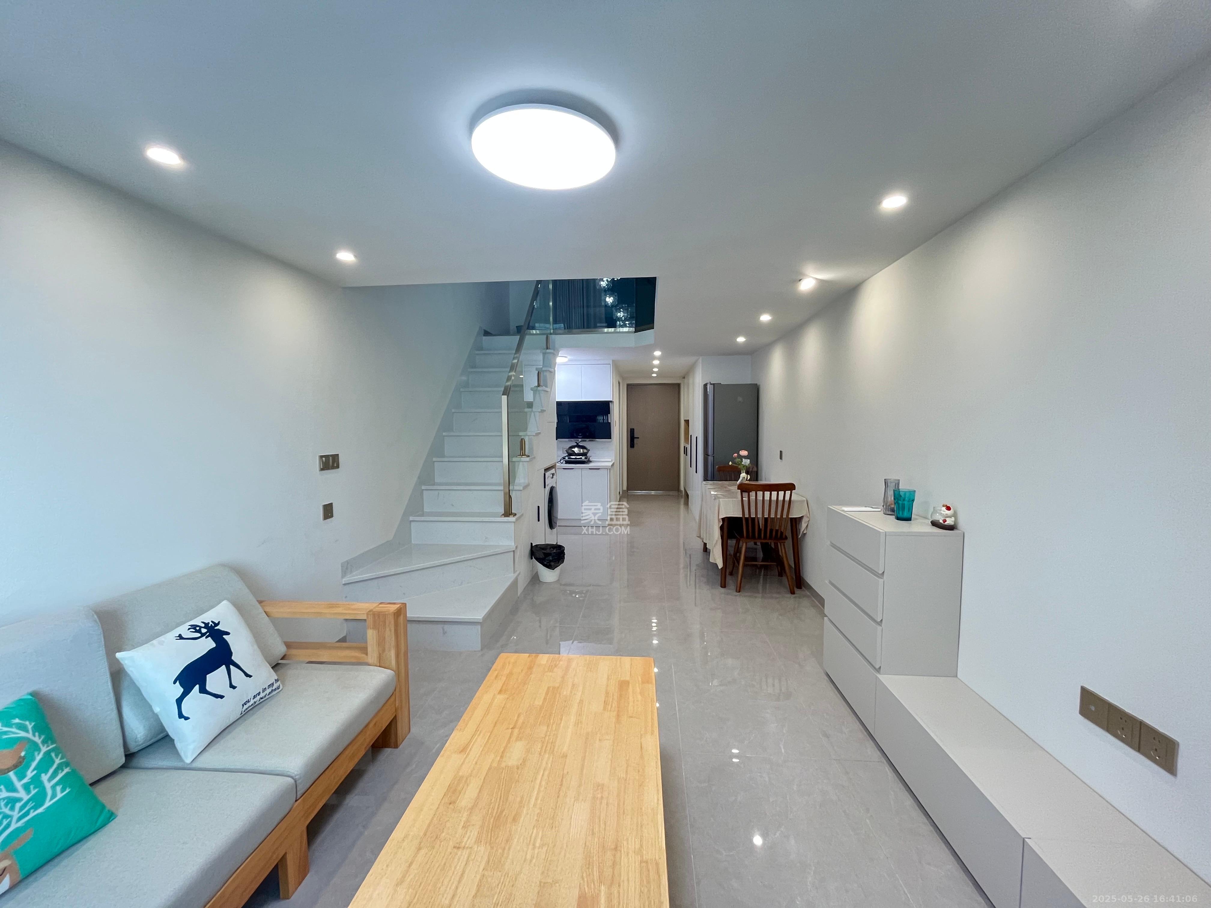 金茂建发泊悦  2室1厅1卫    1700.0元/月
