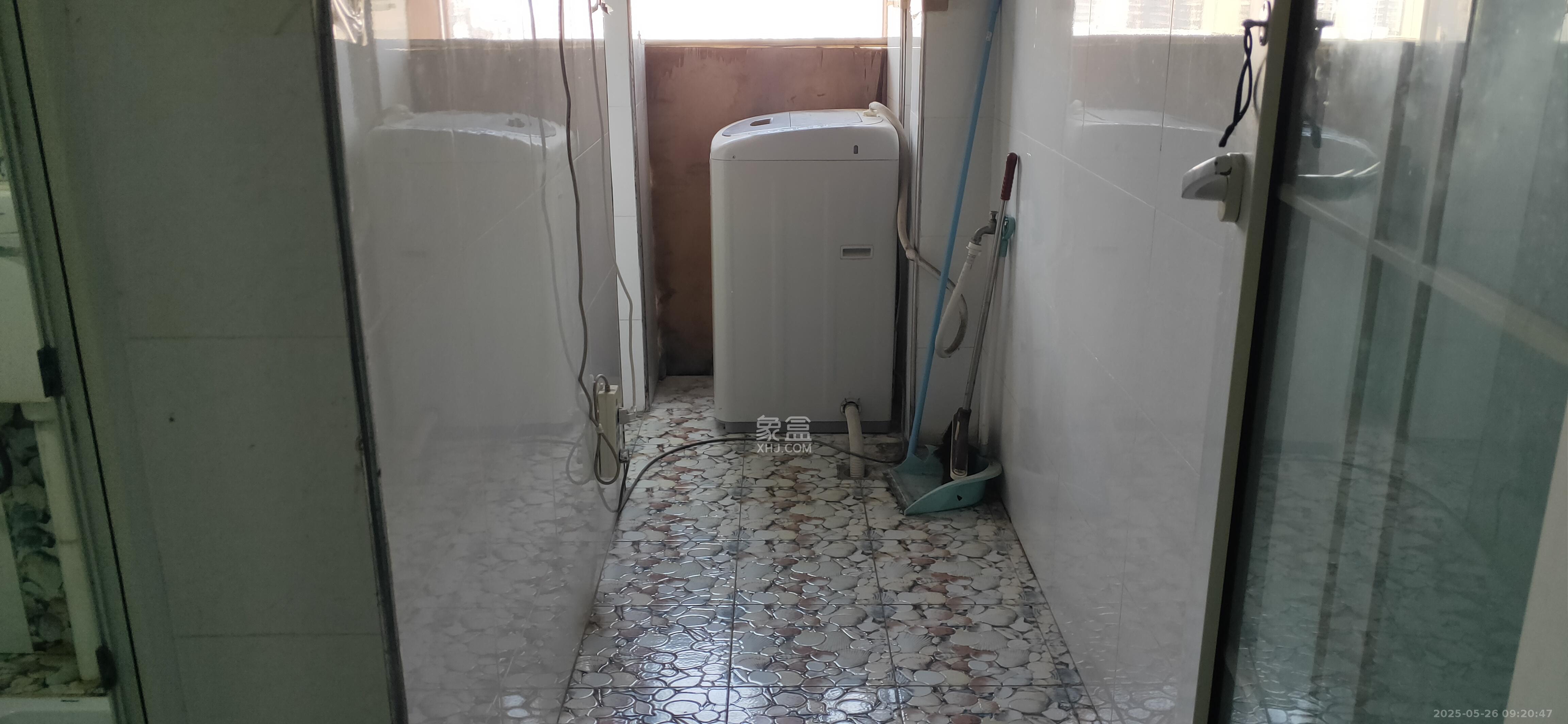 汇都公寓 2室1厅1卫 1600.0元/月 汇都公寓 2室1厅1卫 1600.0元/月室内图