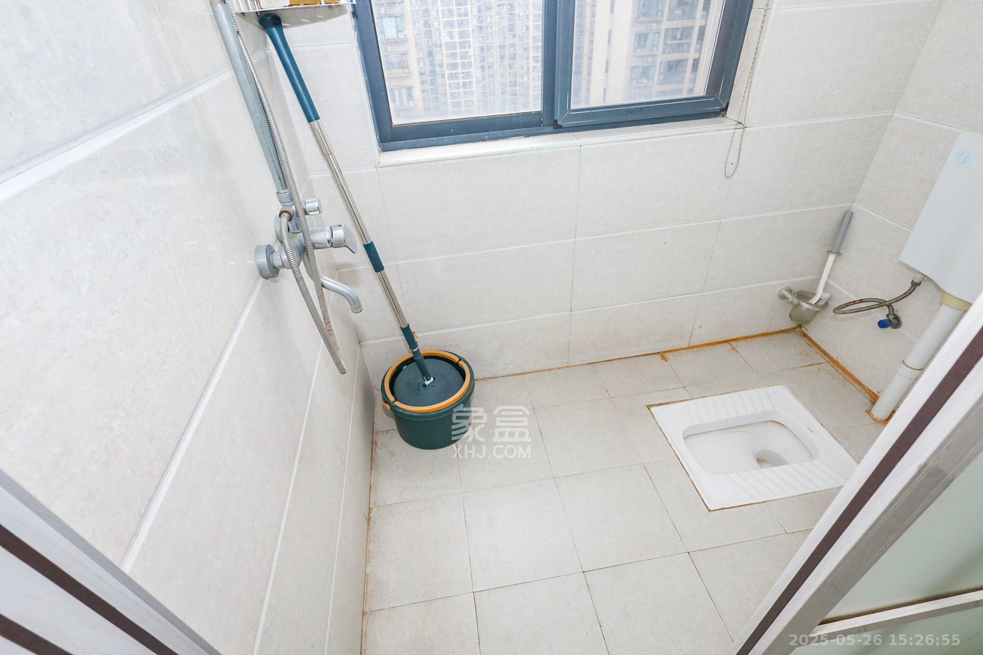 钰龙天下一期 3室2厅2卫 3600.0元/月 钰龙天下一期 3室2厅2卫 3600.0元/月室内图