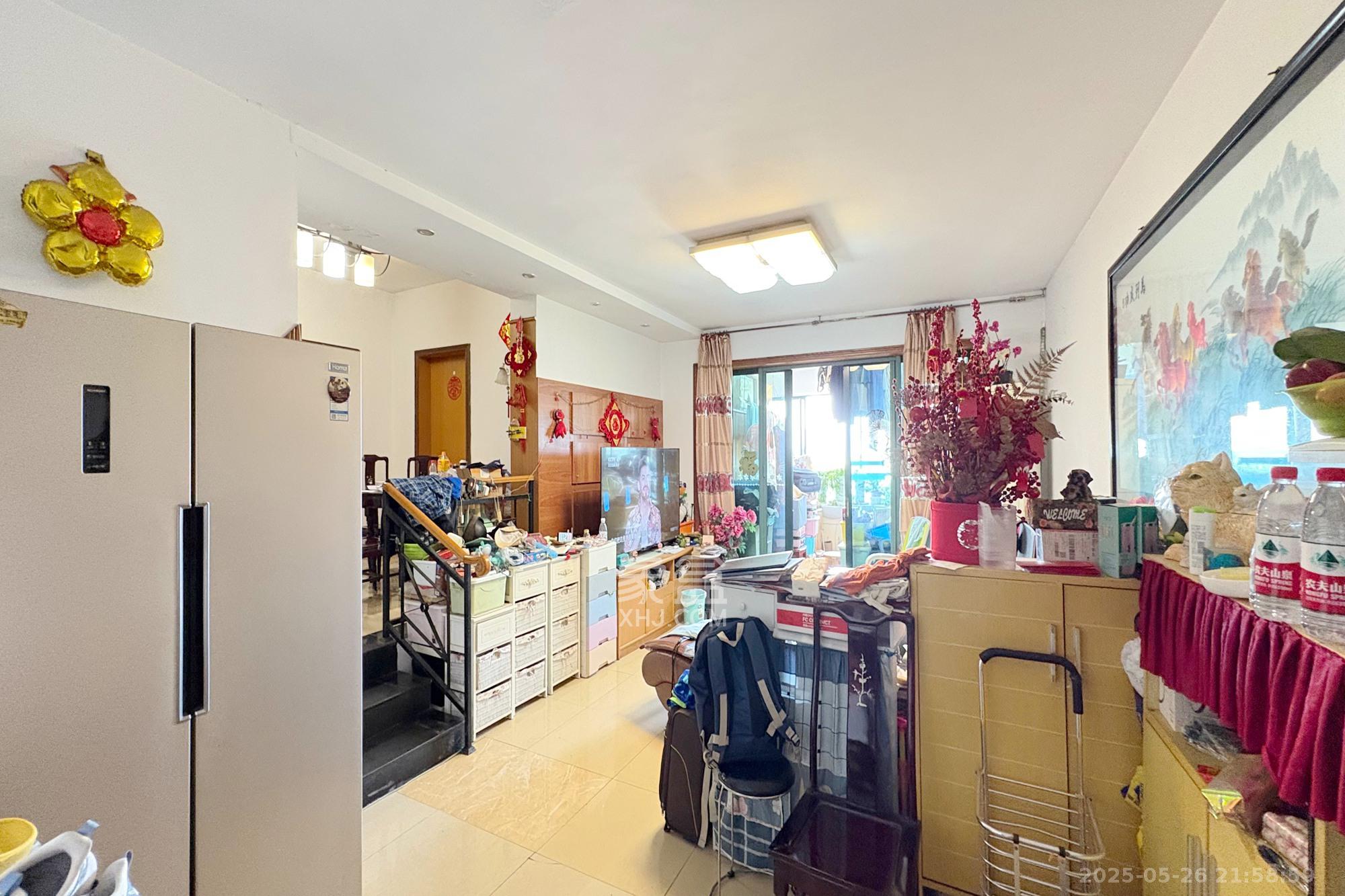 王府花园 3室2厅2卫 107.0万 王府花园 3室2厅2卫 107.0万客厅