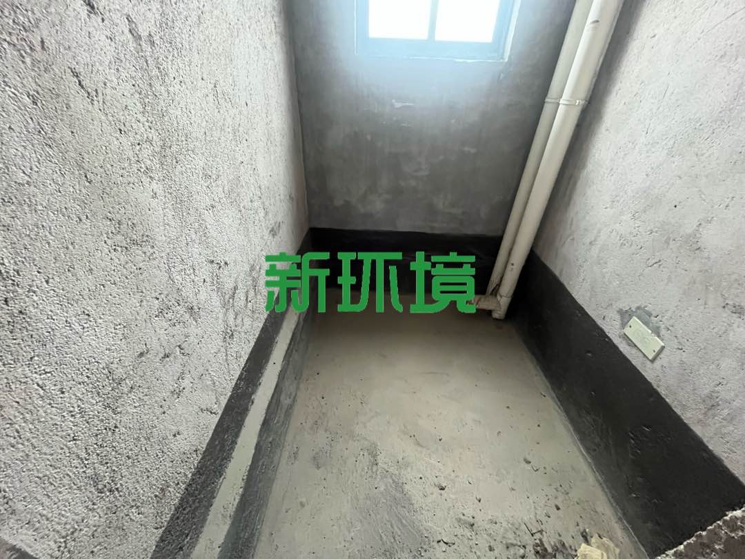 龙源华城  3室2厅2卫   68.00万客厅