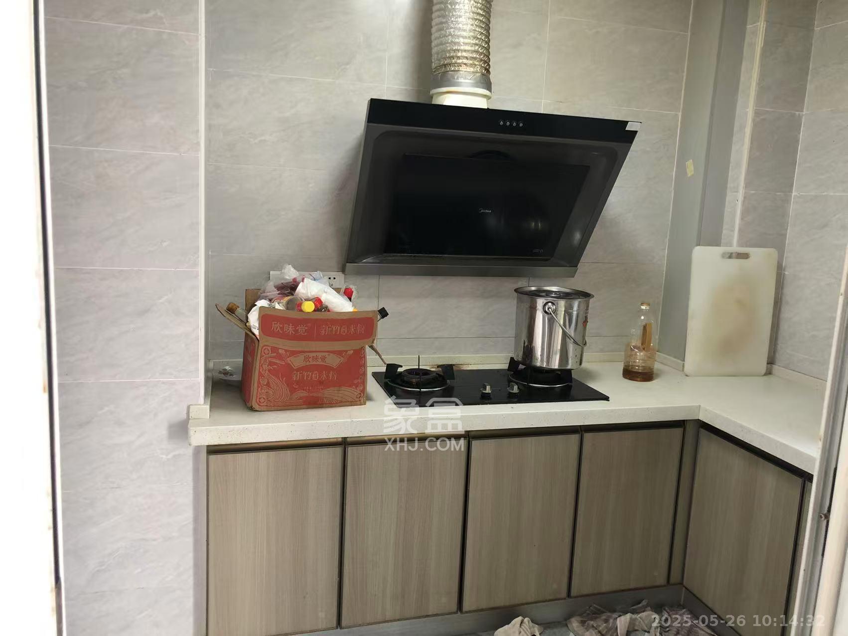中建悦和城  4室2厅2卫   2500.00元/月室内图
