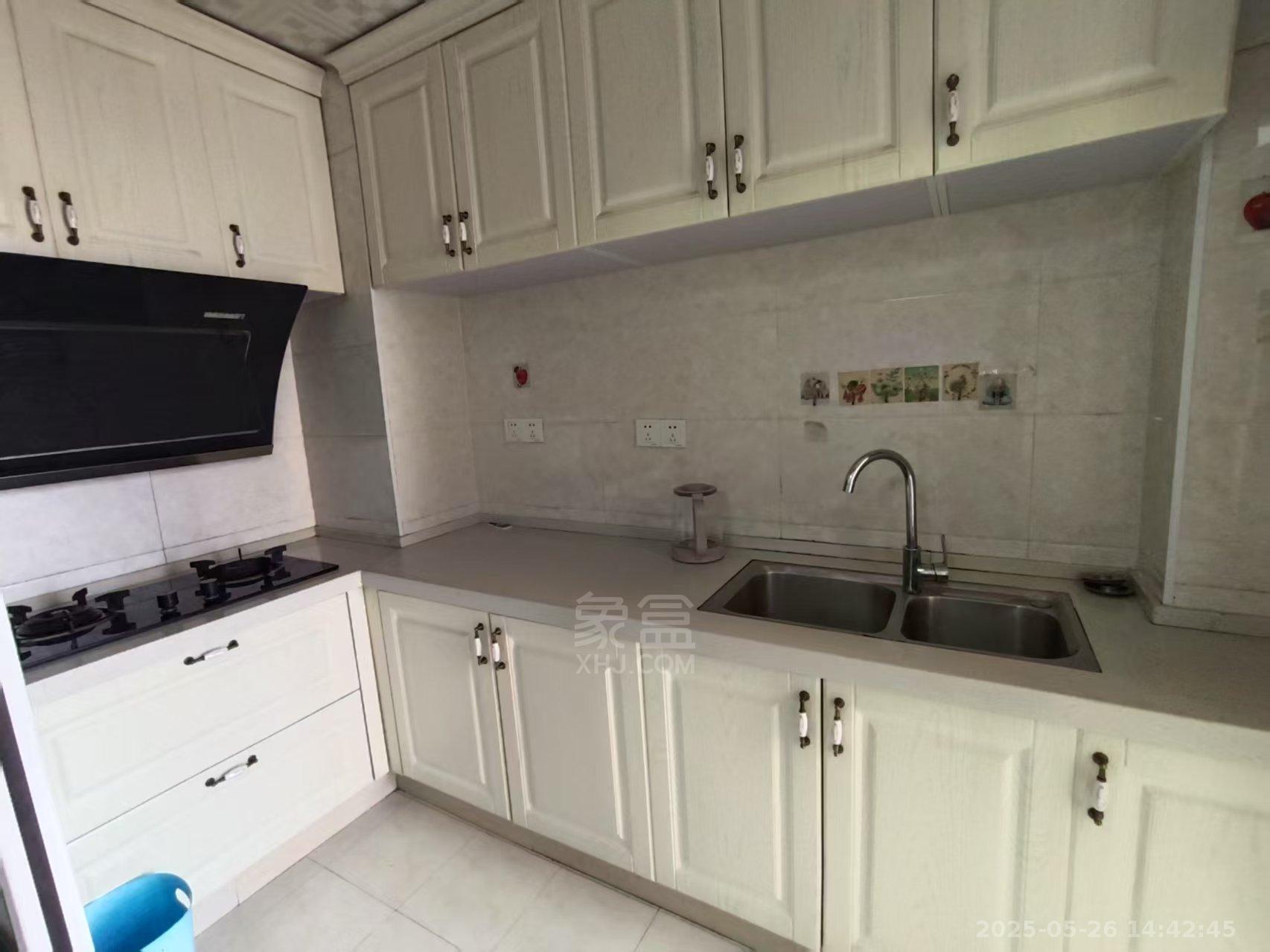 湘银星城 2室2厅1卫 1500.0元/月 湘银星城 2室2厅1卫 1500.0元/月室内图