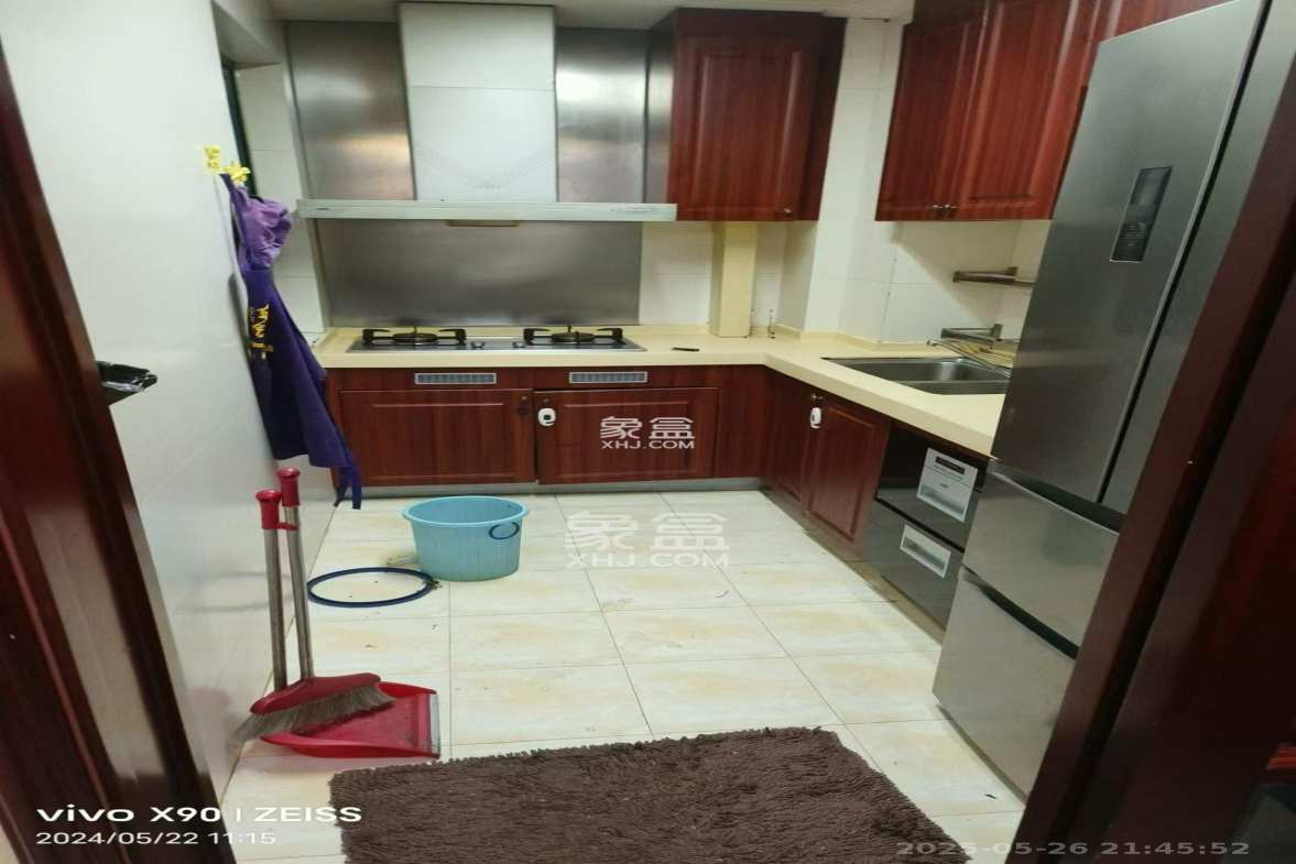 恒大城  2室2厅1卫    2000.0元/月 恒大城  2室2厅1卫    2000.0元/月室内图