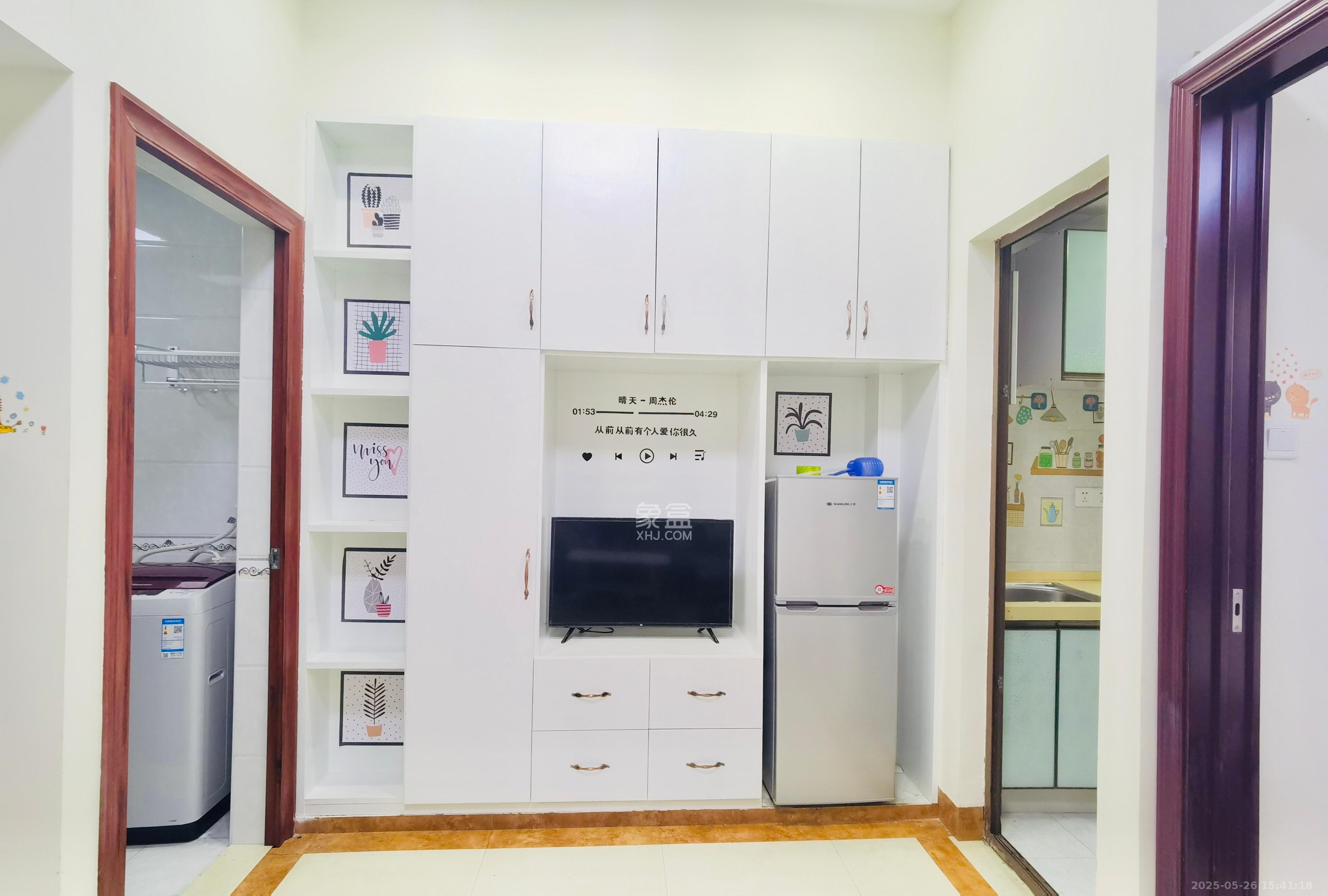 湖湾世景 2室1厅1卫 1300.0元/月 湖湾世景 2室1厅1卫 1300.0元/月室内图