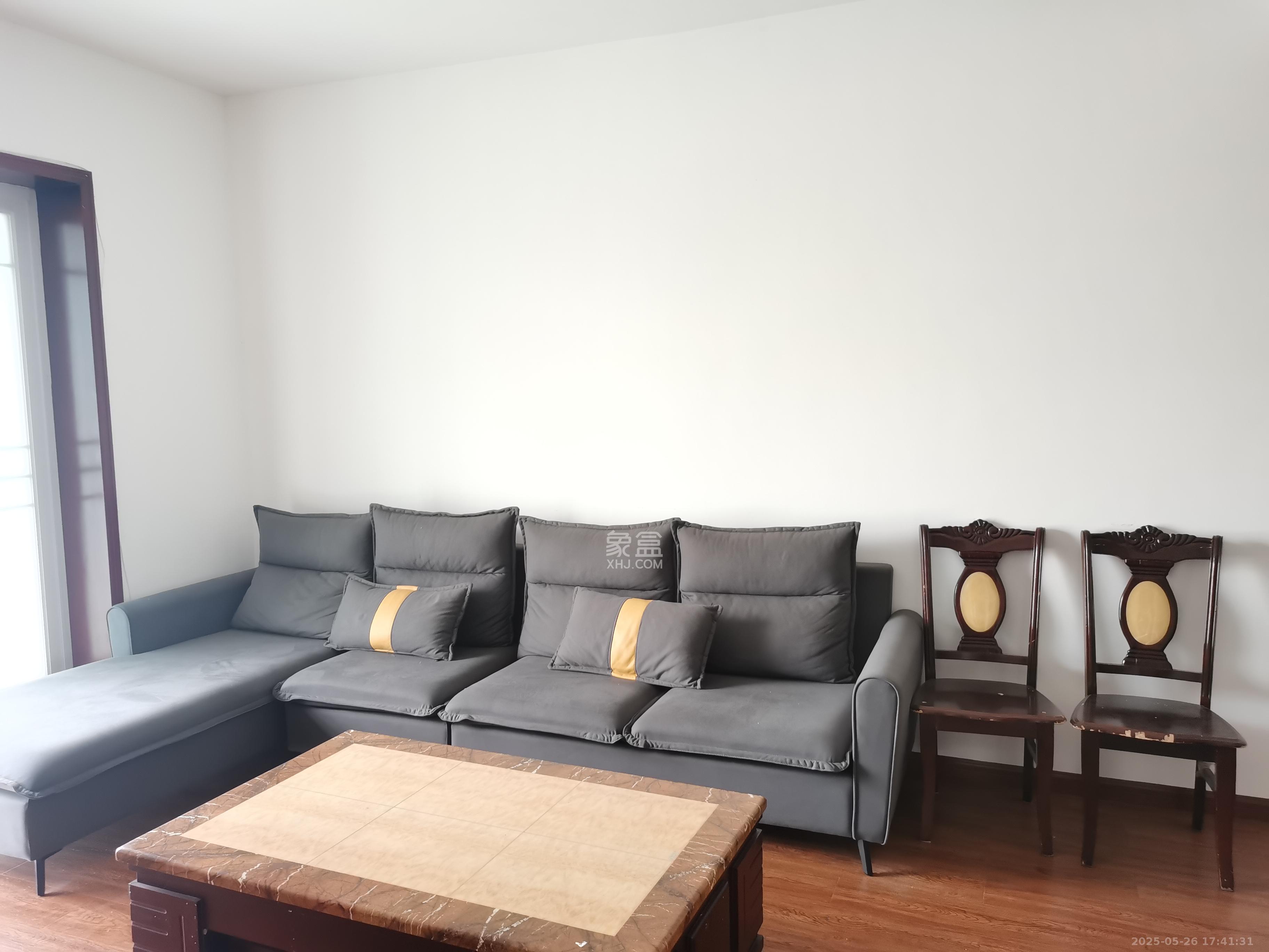 景江雅苑 2室2厅1卫 2300.0元/月 景江雅苑 2室2厅1卫 2300.0元/月室内图