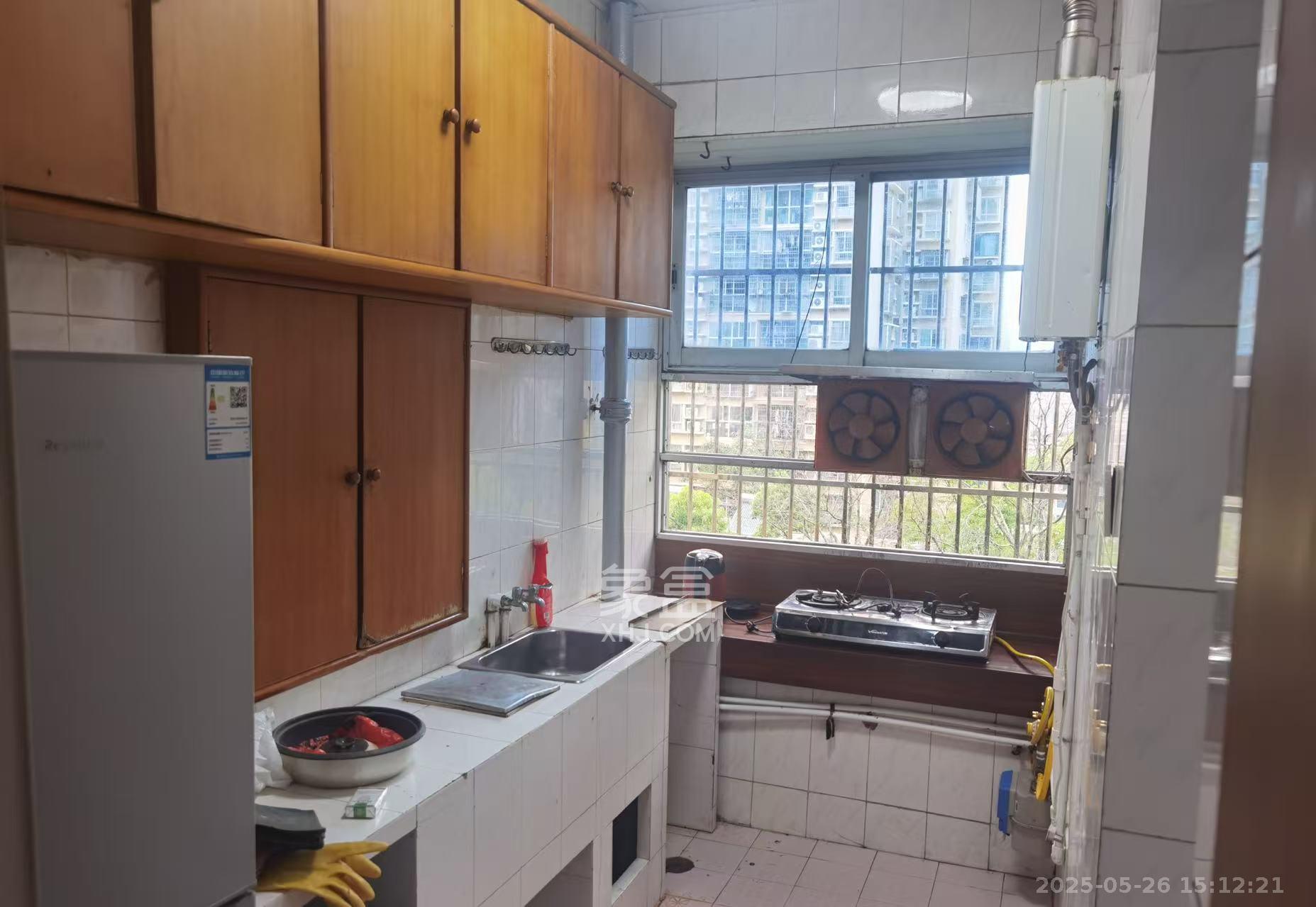 二机小区 2室1厅1卫 1500.0元/月 二机小区 2室1厅1卫 1500.0元/月室内图