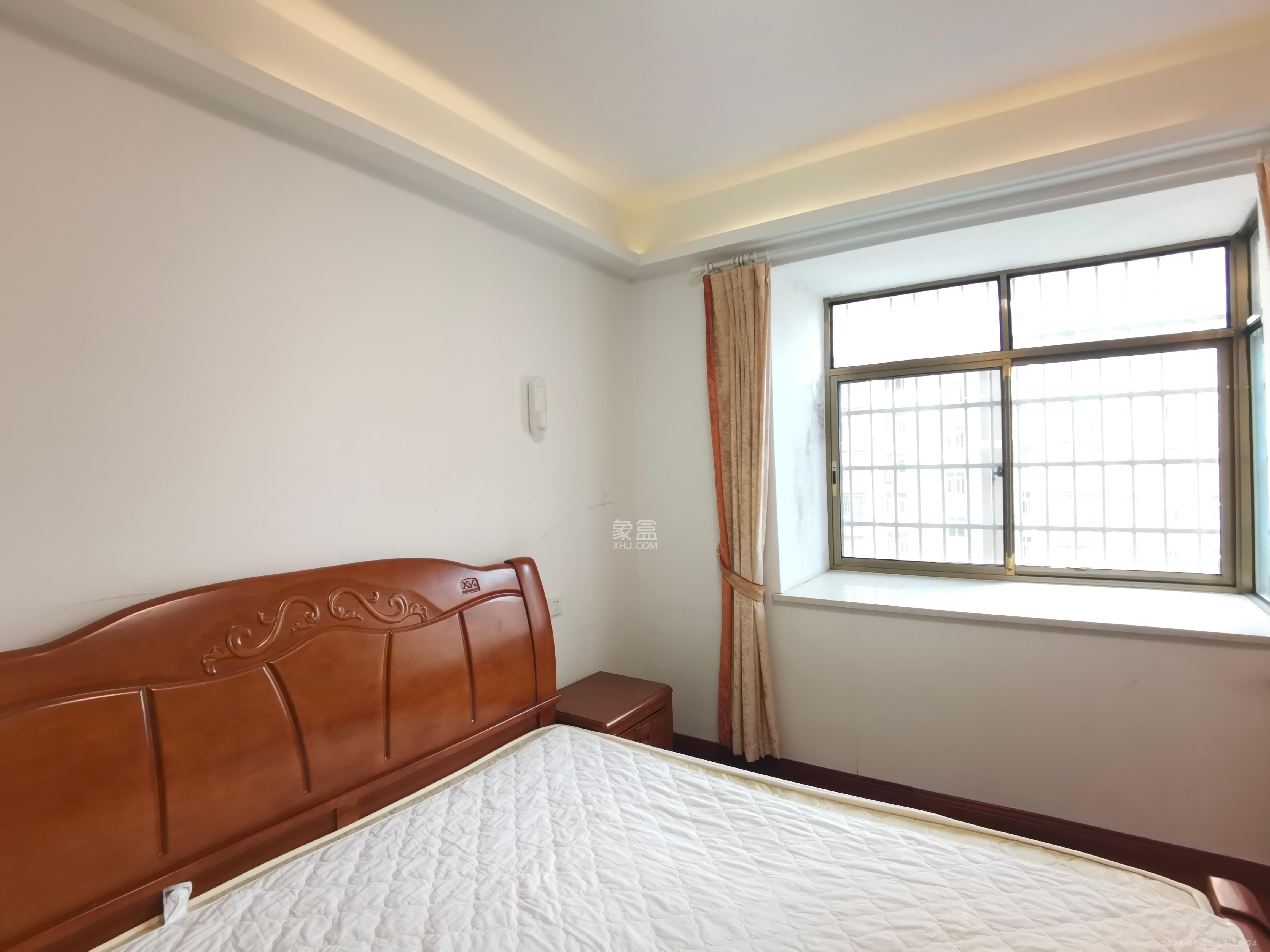 洋湖景园 2室1厅1卫 3000.0元/月 洋湖景园 2室1厅1卫 3000.0元/月室内图