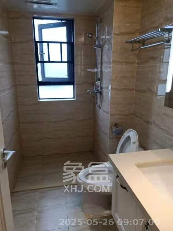 万科里梅溪郡  3室2厅2卫   3800.00元/月室内图