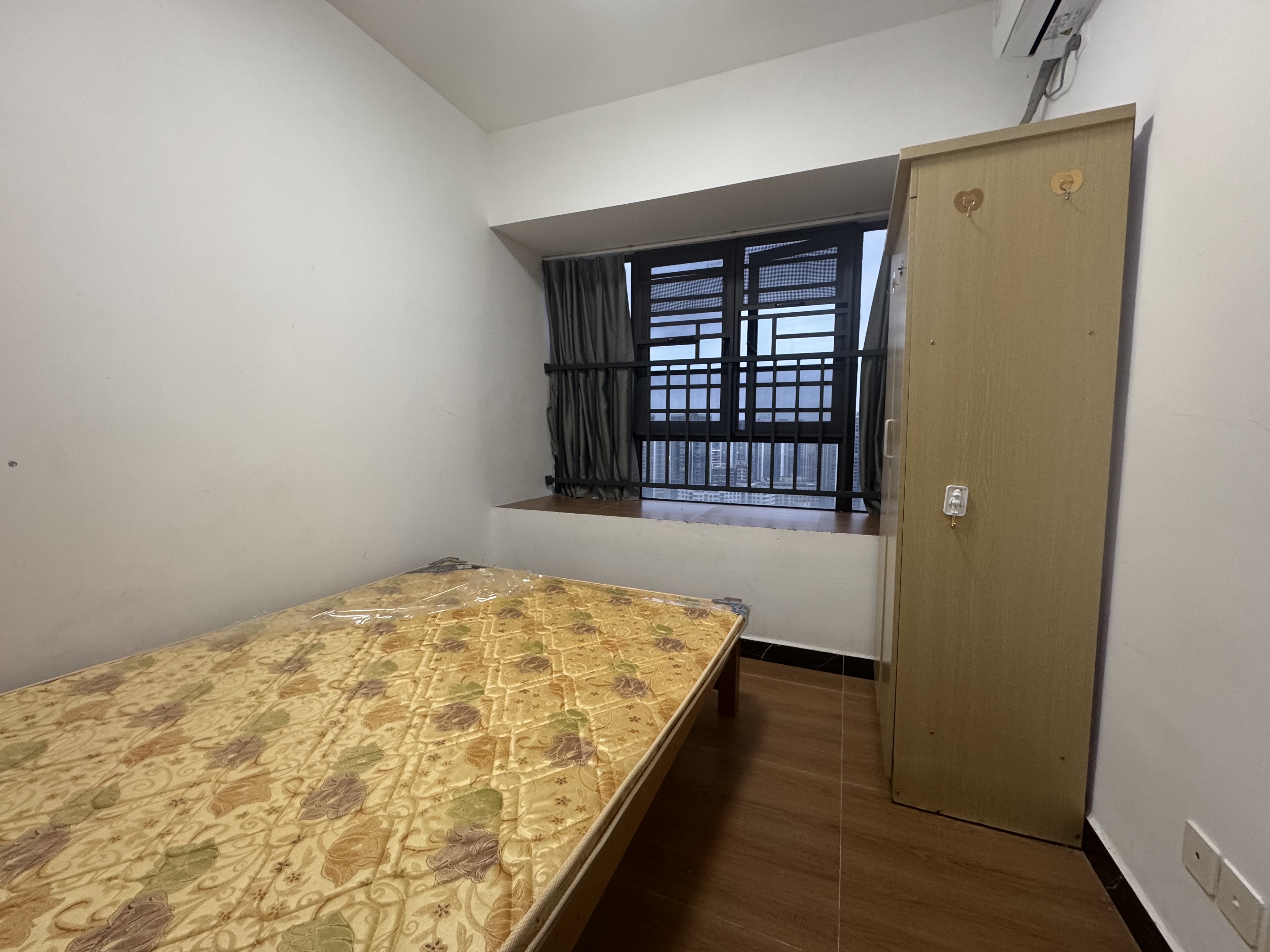 坡博家园一区  3室2厅1卫   2600.00元/月室内图