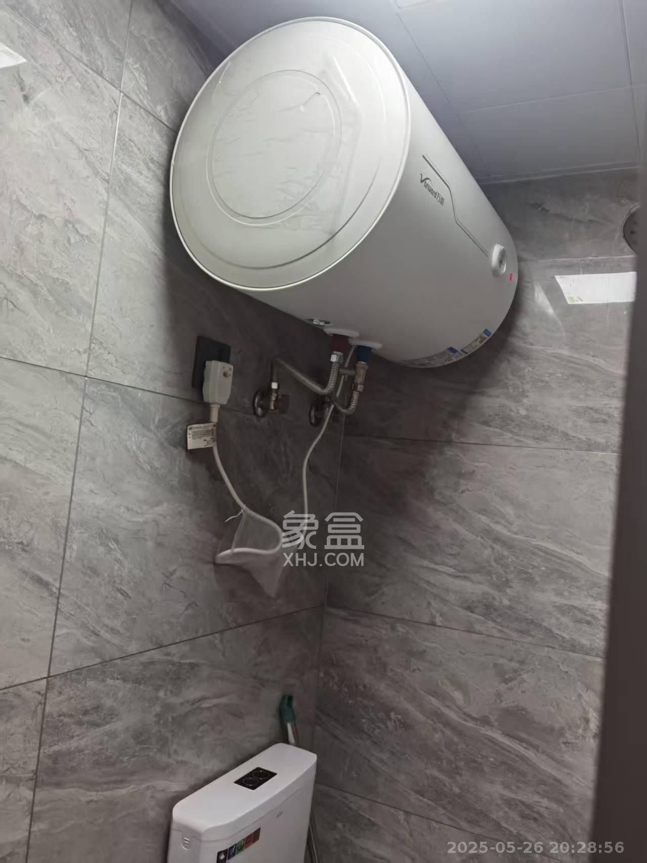 保利中环广场（保利中悦苑）  1室1厅1卫   1600.00元/月室内图
