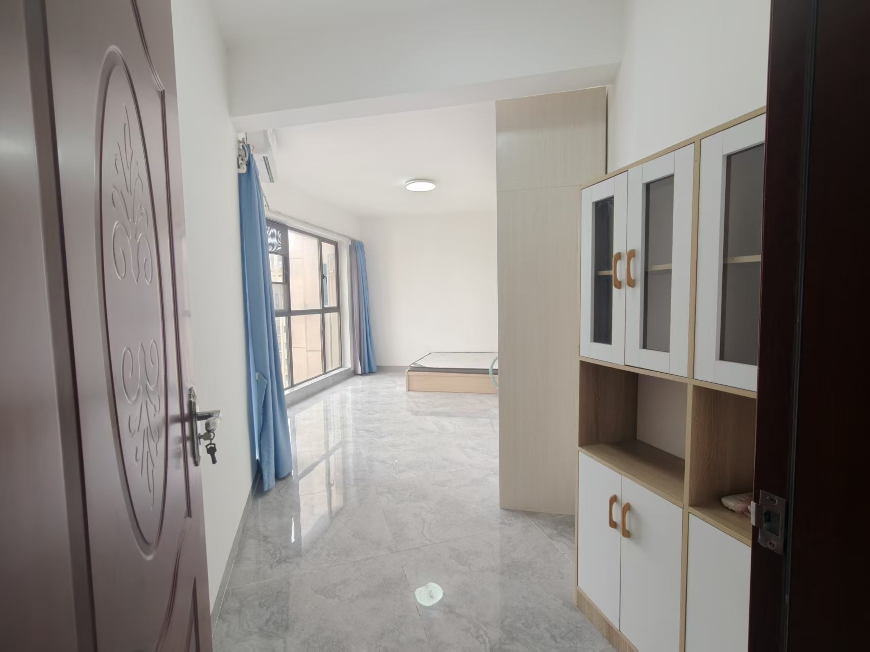 恩祥新城 5室2厅2卫 4000.0元/月 恩祥新城 5室2厅2卫 4000.0元/月室内图