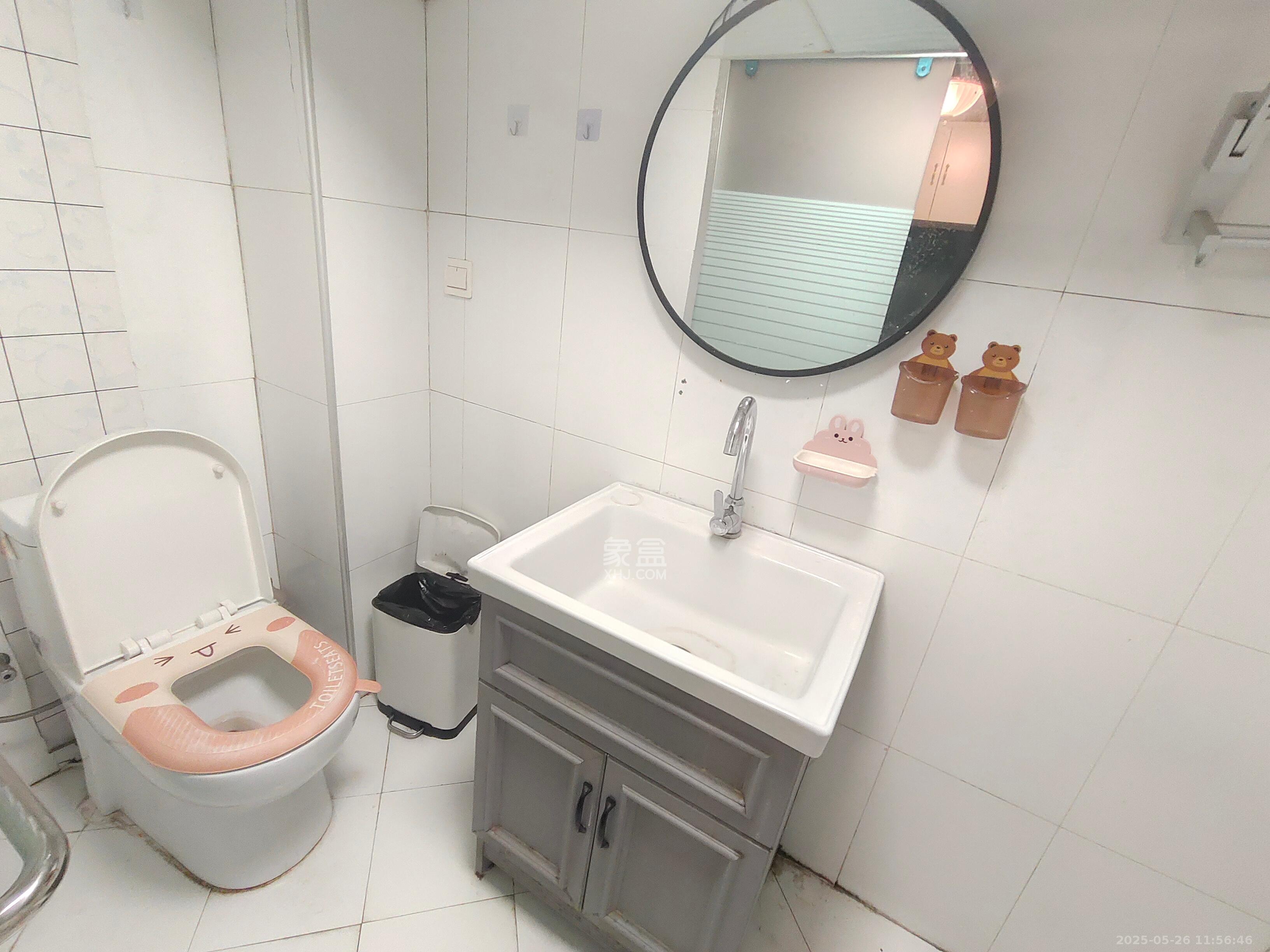 融圣国际 3室1厅2卫 3000.0元/月 融圣国际 3室1厅2卫 3000.0元/月室内图