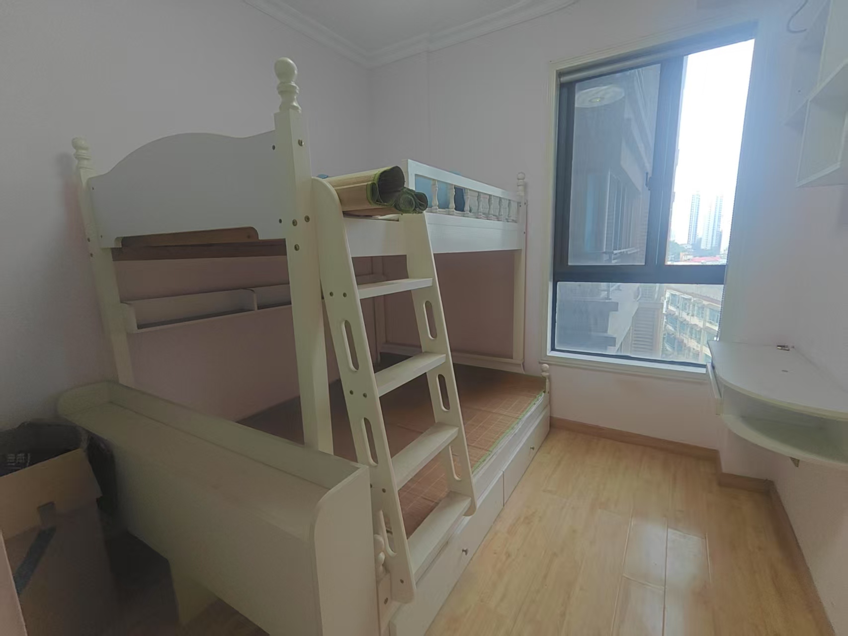 新都汇 3室2厅1卫 1500.0元/月 新都汇 3室2厅1卫 1500.0元/月室内图