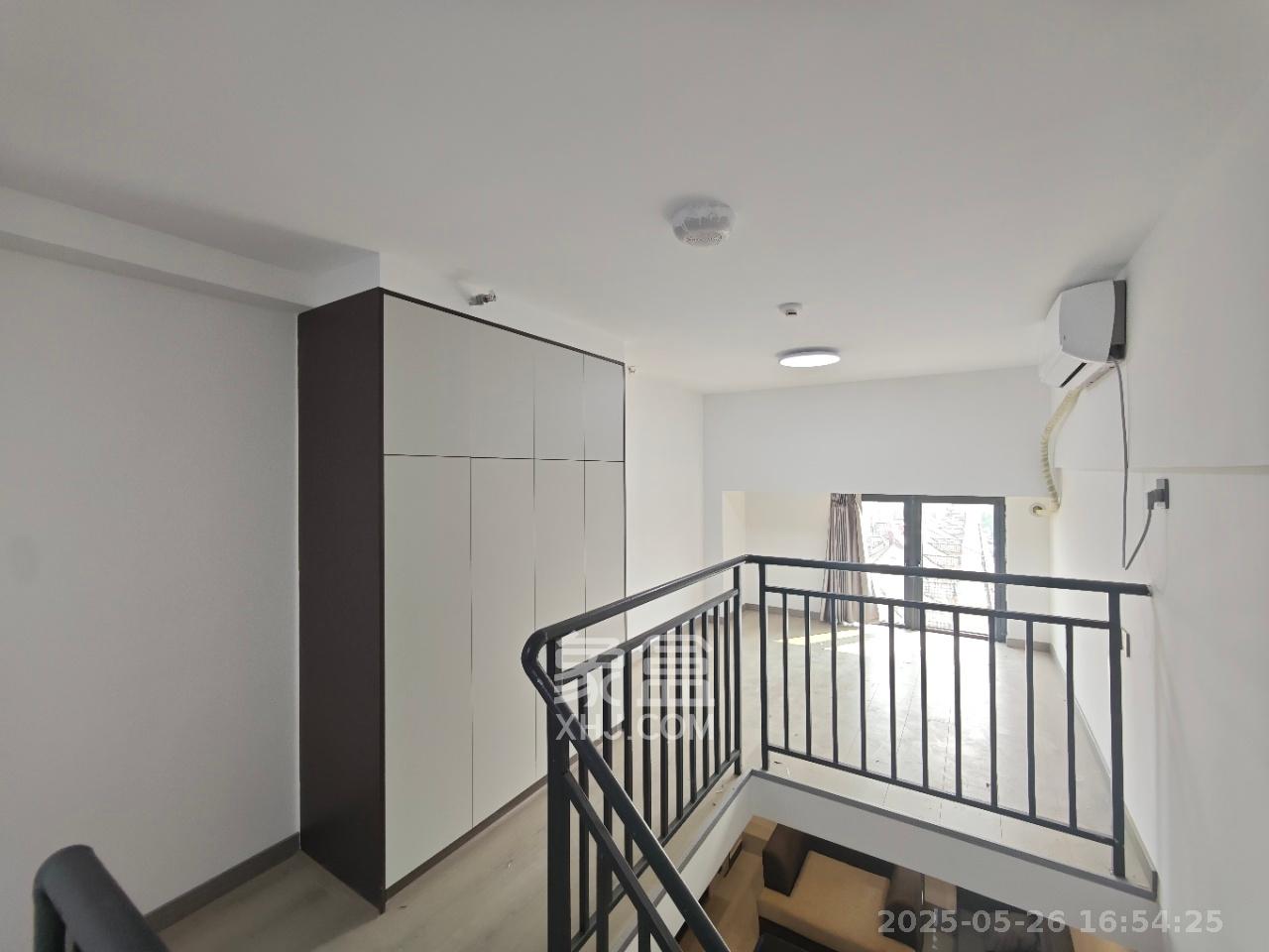 新长海D1站 1室1厅1卫 1400.0元/月 新长海D1站 1室1厅1卫 1400.0元/月室内图