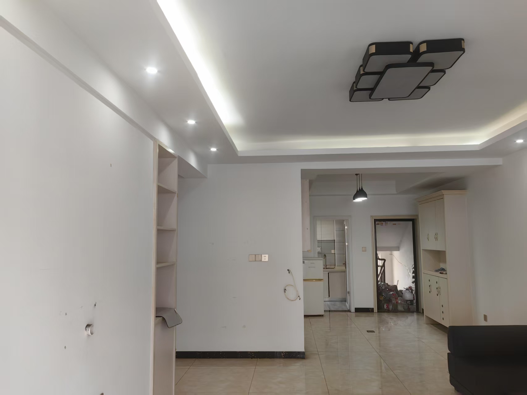 林农小区  3室2厅1卫    1000.0元/月 林农小区  3室2厅1卫    1000.0元/月